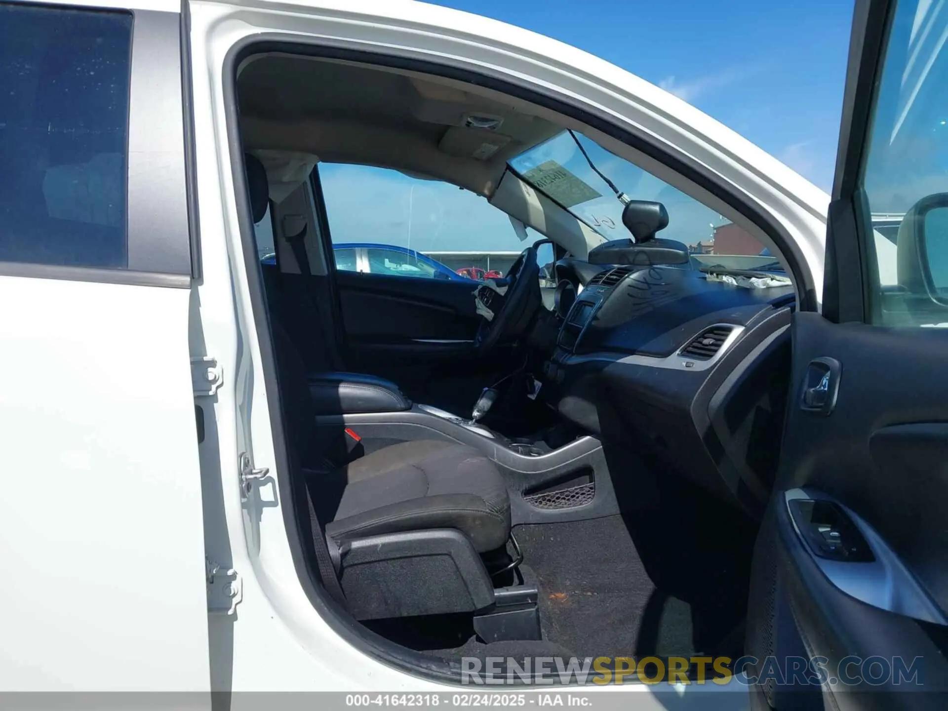 5 fotografías del automóvil dañado 3C4PDCAB1KT868065 DODGE JOURNEY 2019