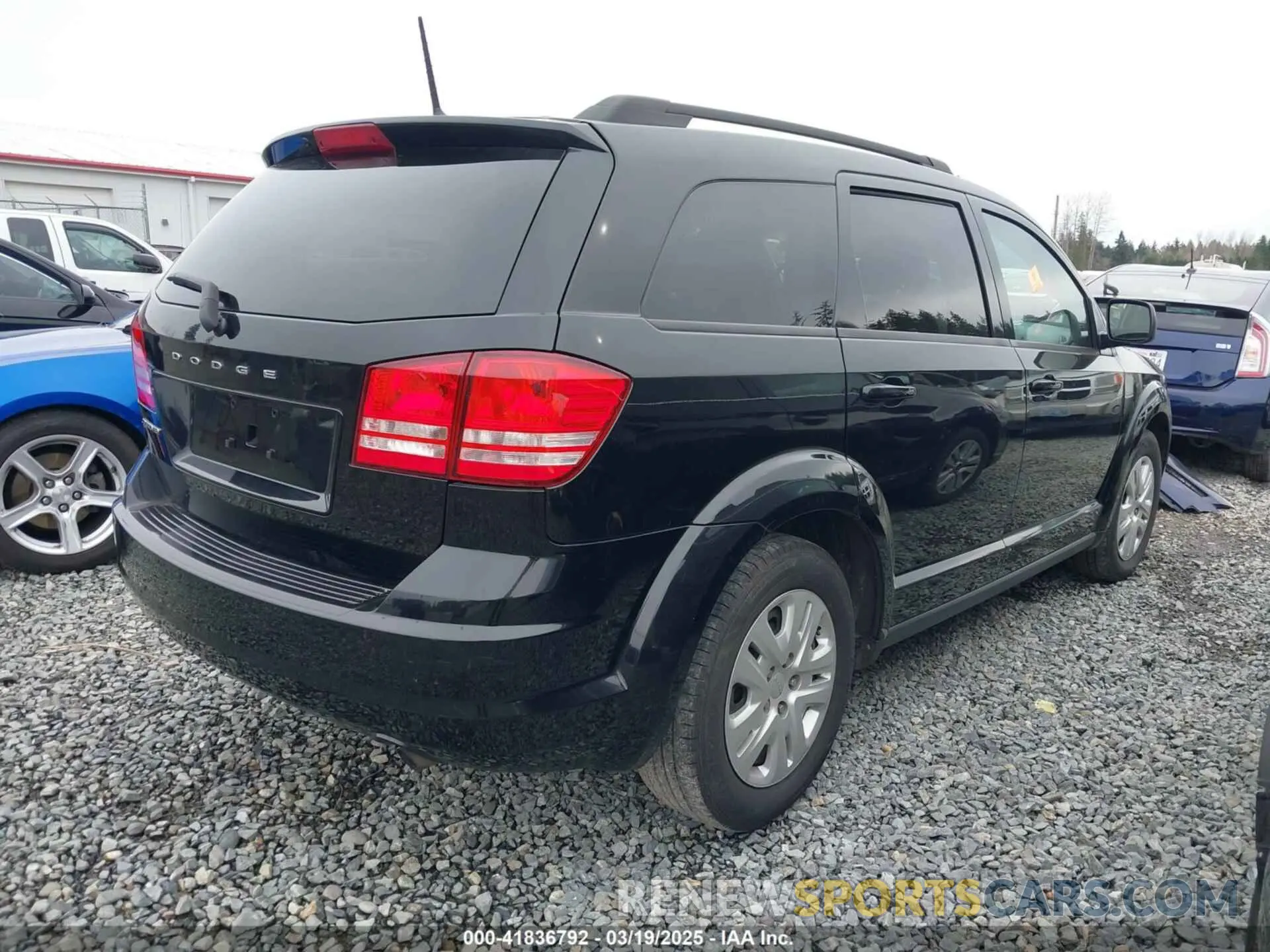 4 fotografías del automóvil dañado 3C4PDCAB3KT738093 DODGE JOURNEY 2019