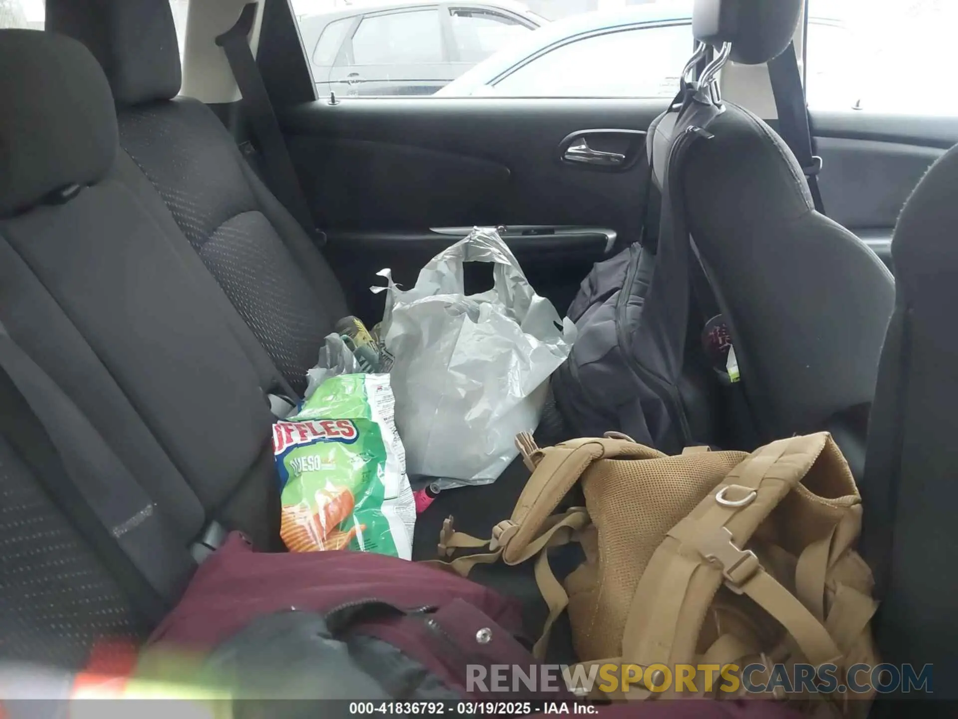 8 fotografías del automóvil dañado 3C4PDCAB3KT738093 DODGE JOURNEY 2019