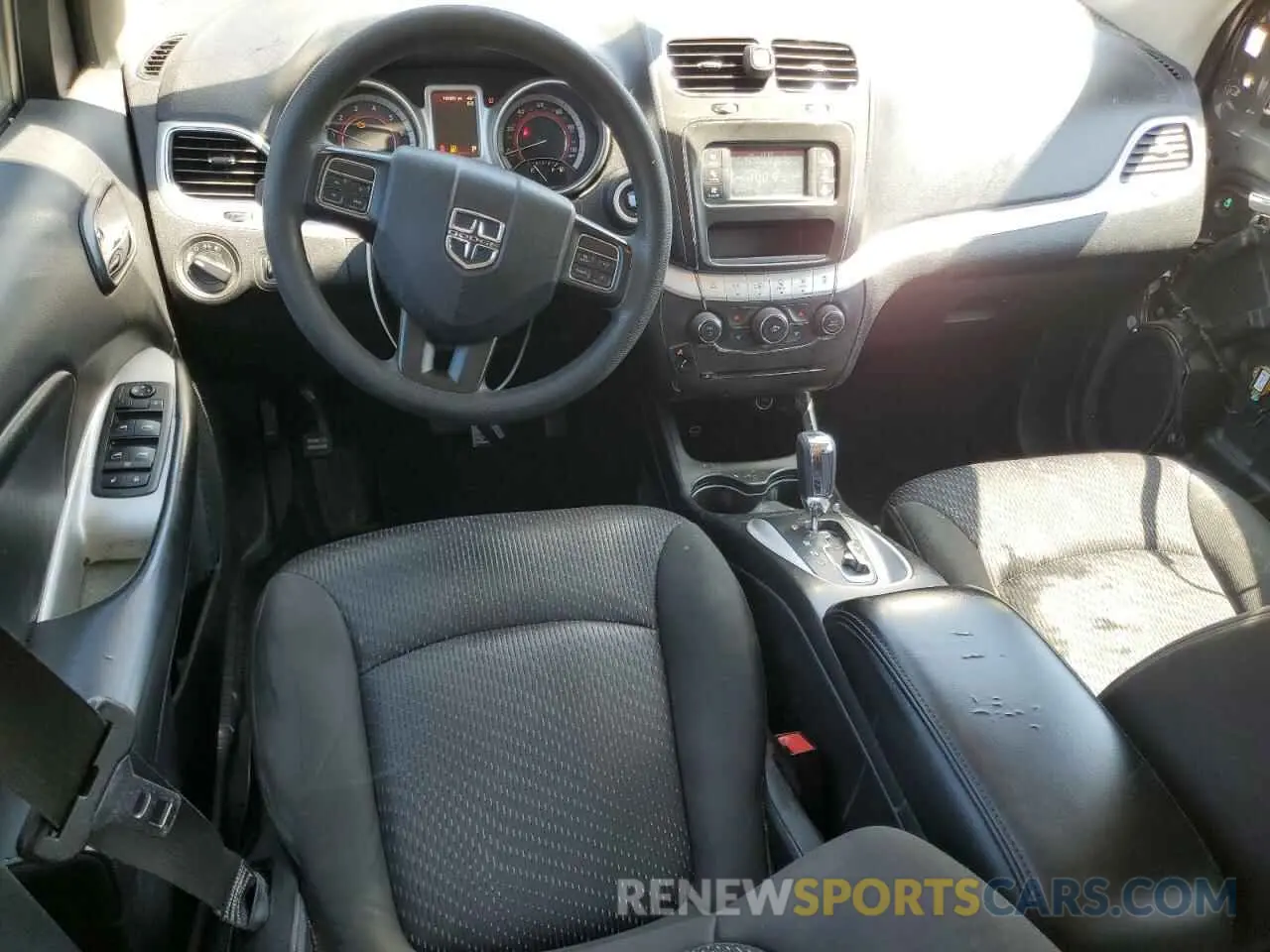 8 fotografías del automóvil dañado 3C4PDCAB3KT797709 DODGE JOURNEY 2019