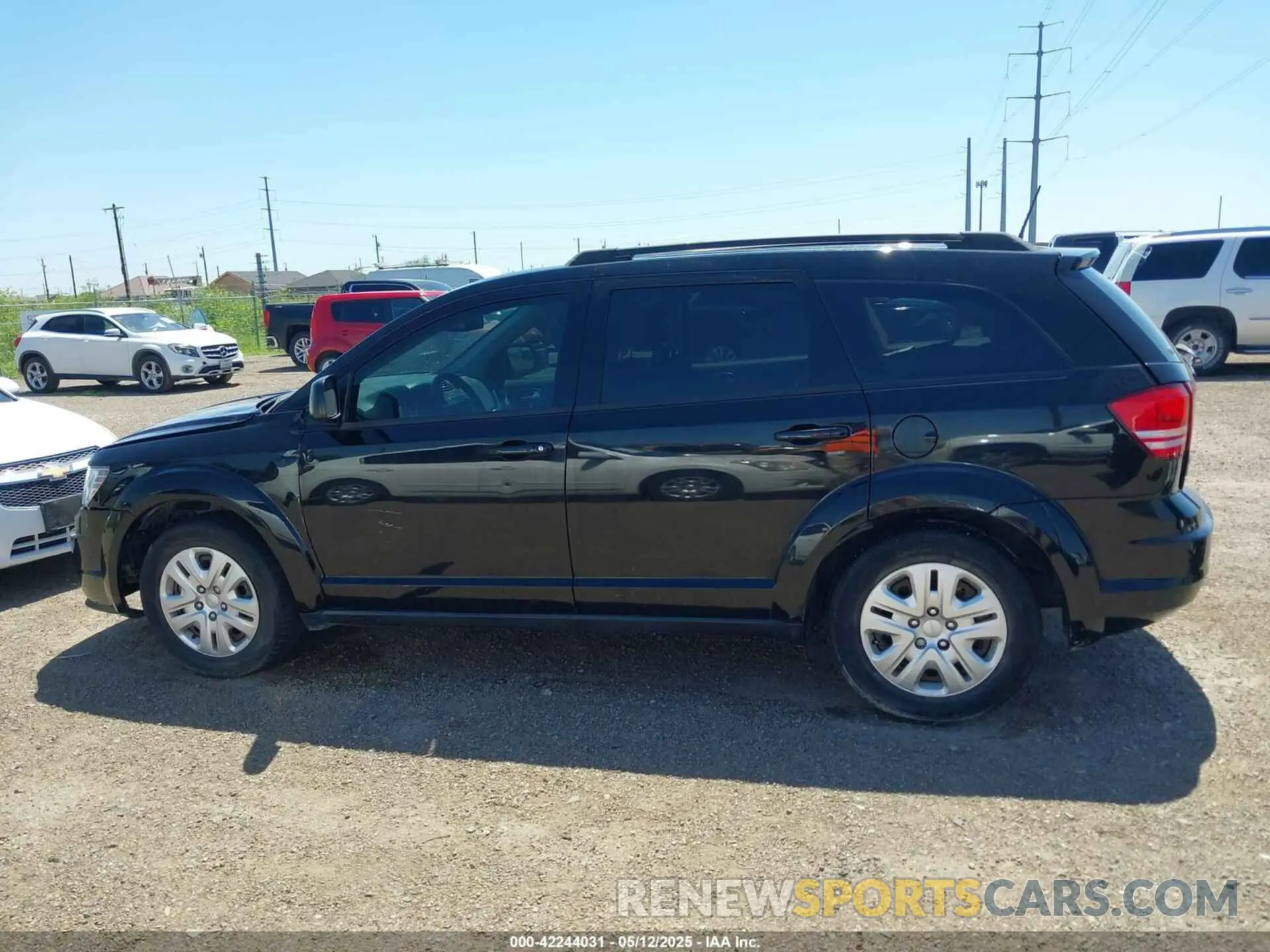 14 fotografías del automóvil dañado 3C4PDCAB4KT858968 DODGE JOURNEY 2019