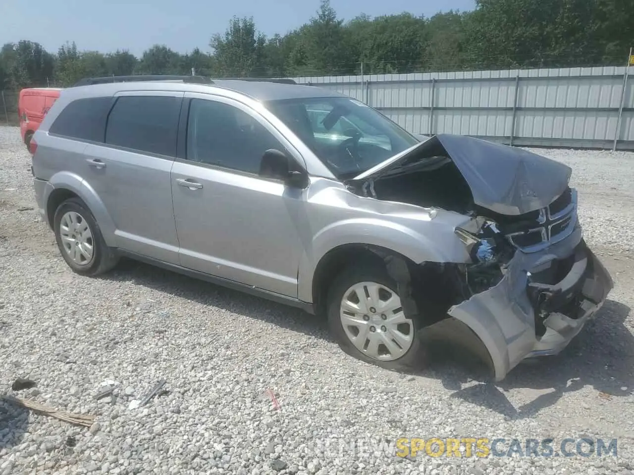 4 fotografías del automóvil dañado 3C4PDCAB6KT797493 DODGE JOURNEY 2019