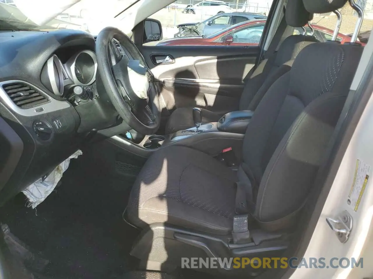 7 fotografías del automóvil dañado 3C4PDCAB7KT738145 DODGE JOURNEY 2019