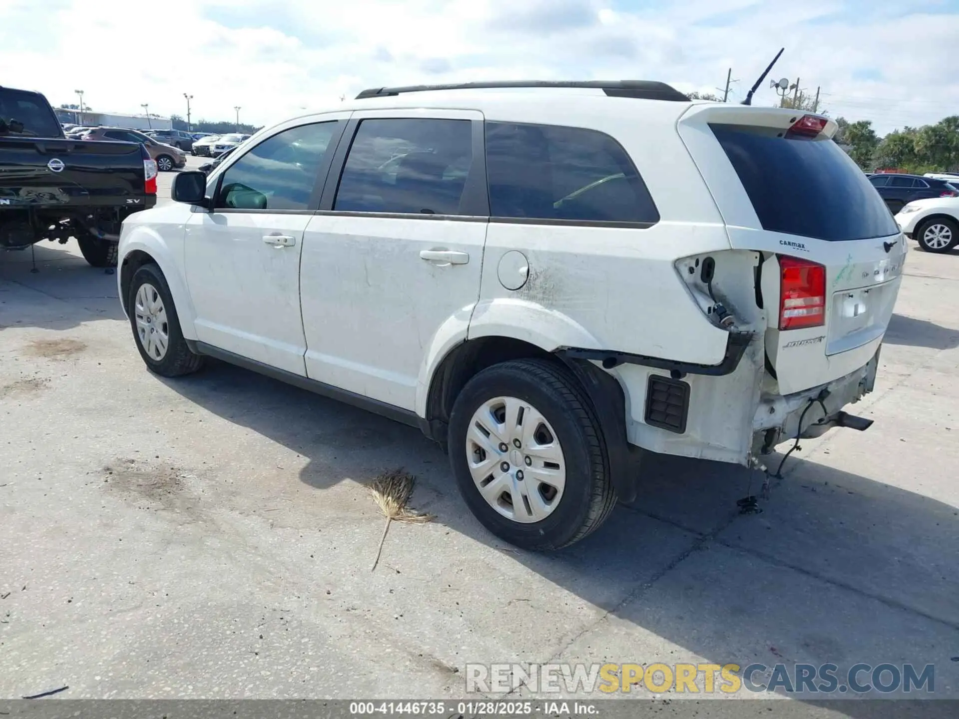3 fotografías del automóvil dañado 3C4PDCABXKT864662 DODGE JOURNEY 2019