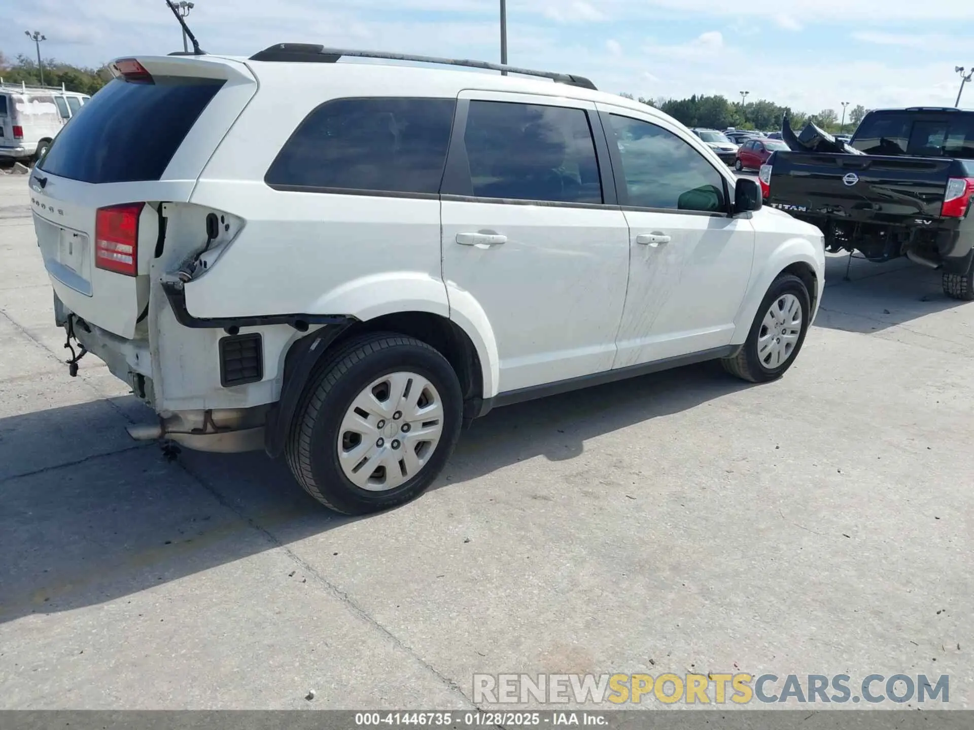 4 fotografías del automóvil dañado 3C4PDCABXKT864662 DODGE JOURNEY 2019