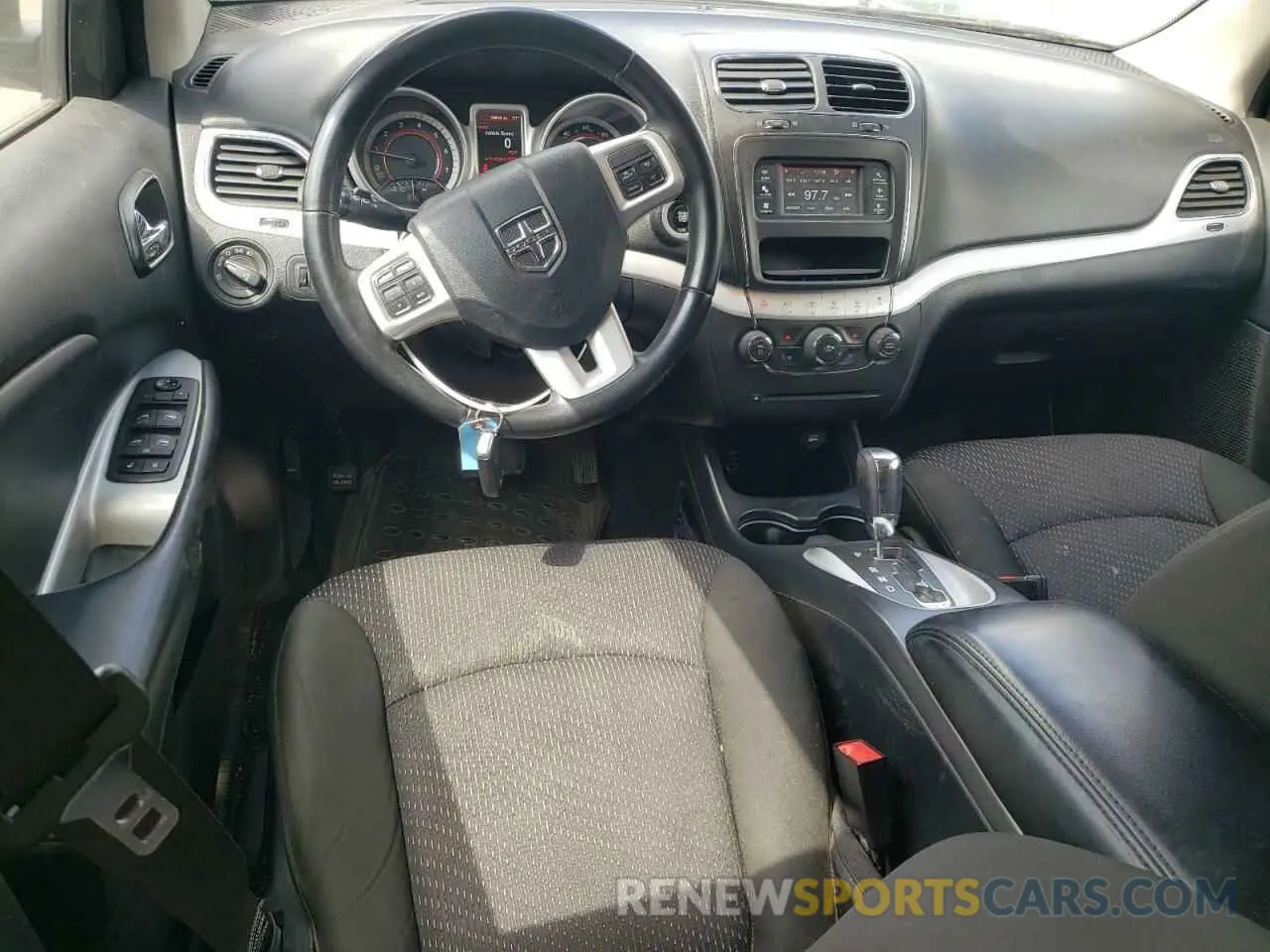 8 fotografías del automóvil dañado 3C4PDCBB0KT875474 DODGE JOURNEY 2019