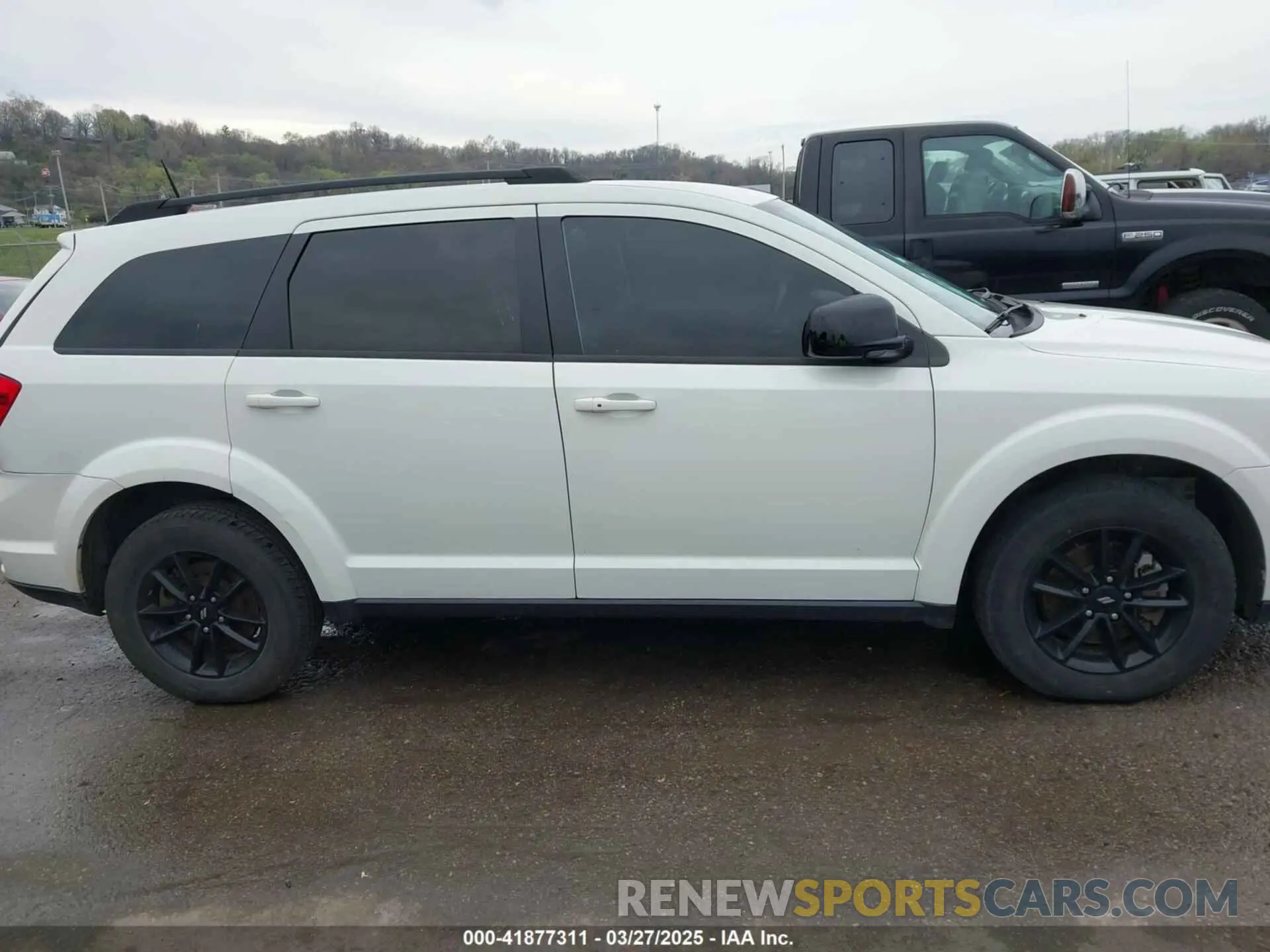 14 fotografías del automóvil dañado 3C4PDCBB1KT845643 DODGE JOURNEY 2019