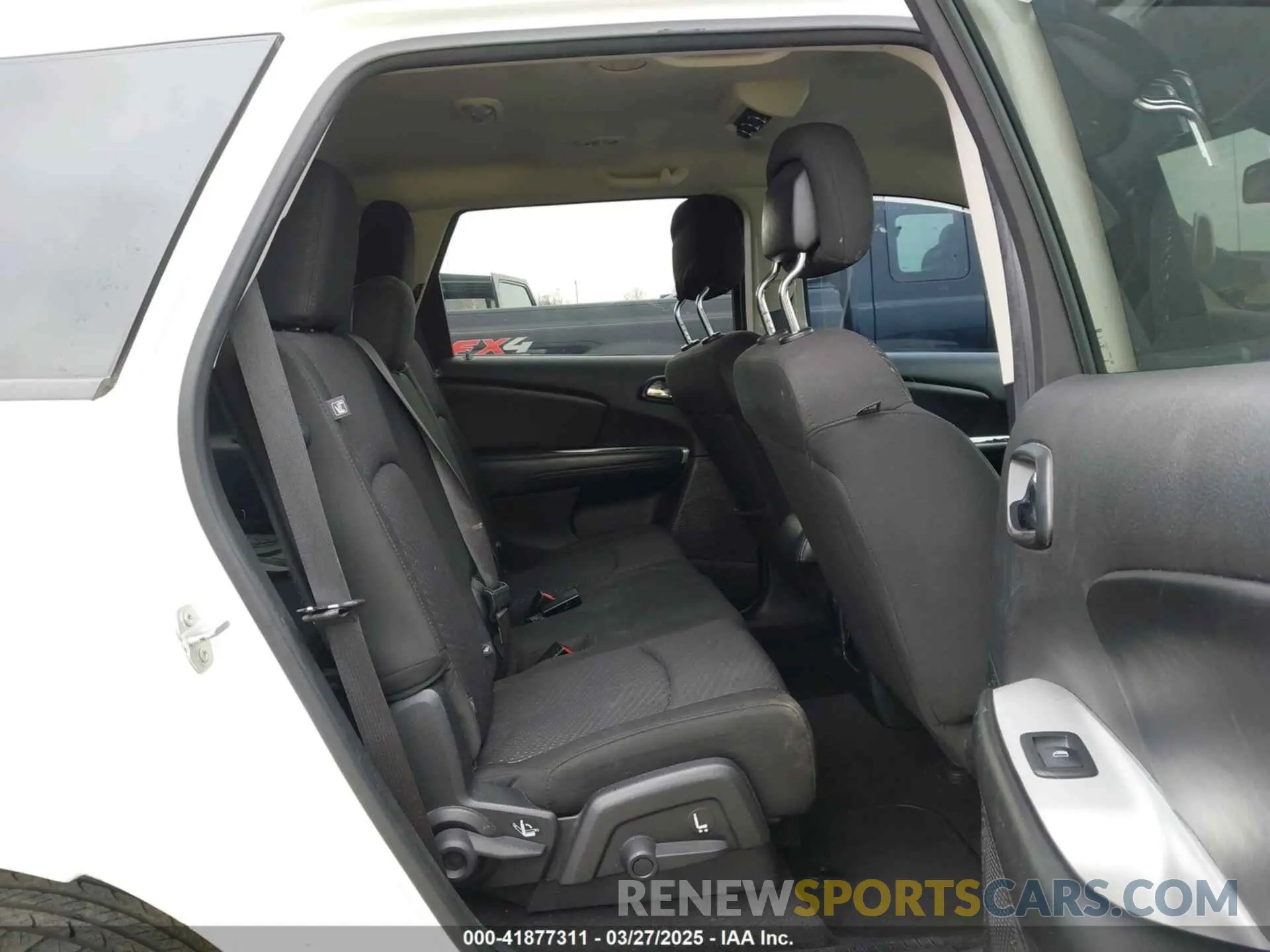 8 fotografías del automóvil dañado 3C4PDCBB1KT845643 DODGE JOURNEY 2019
