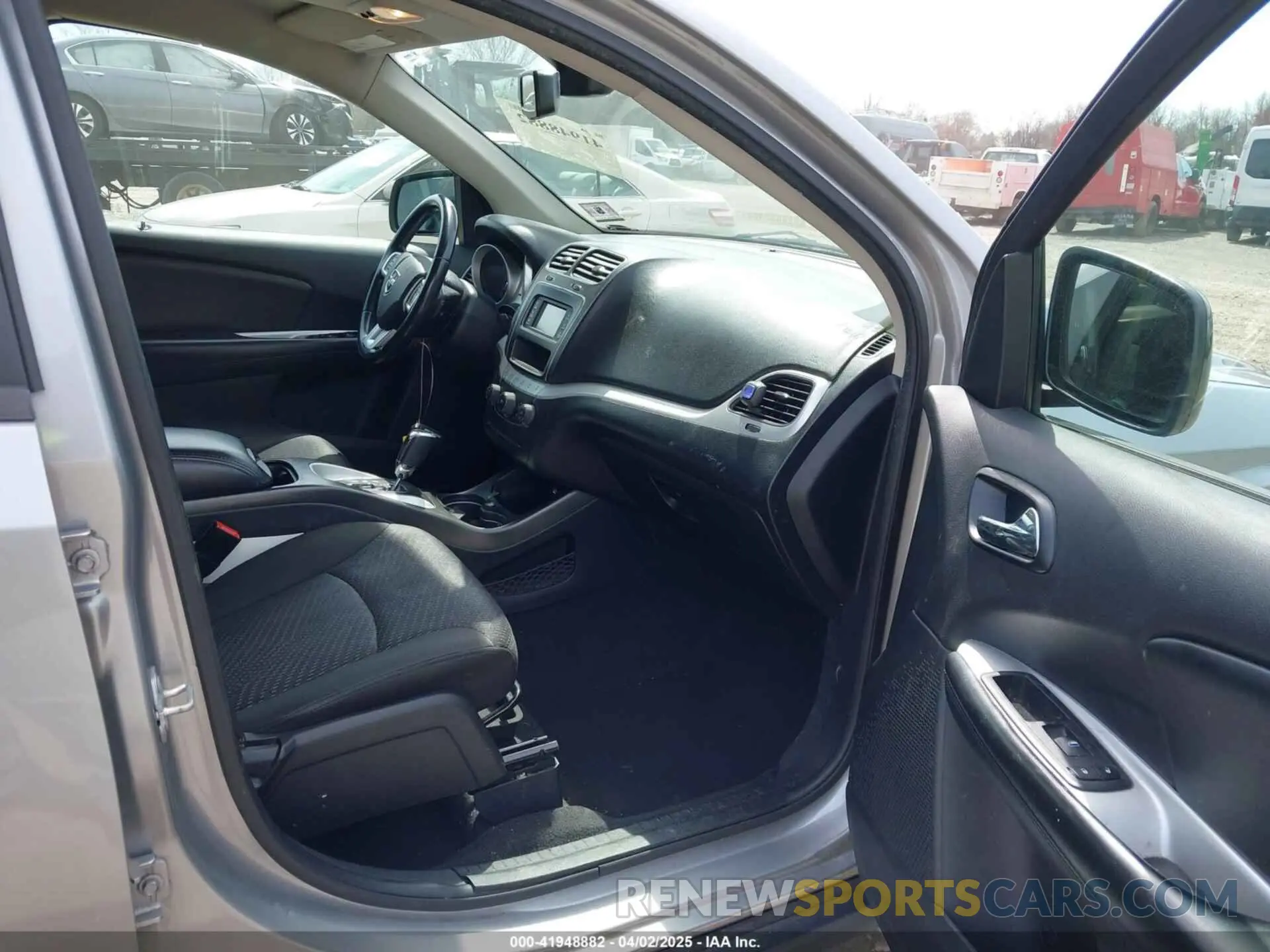 5 fotografías del automóvil dañado 3C4PDCBB2KT798767 DODGE JOURNEY 2019