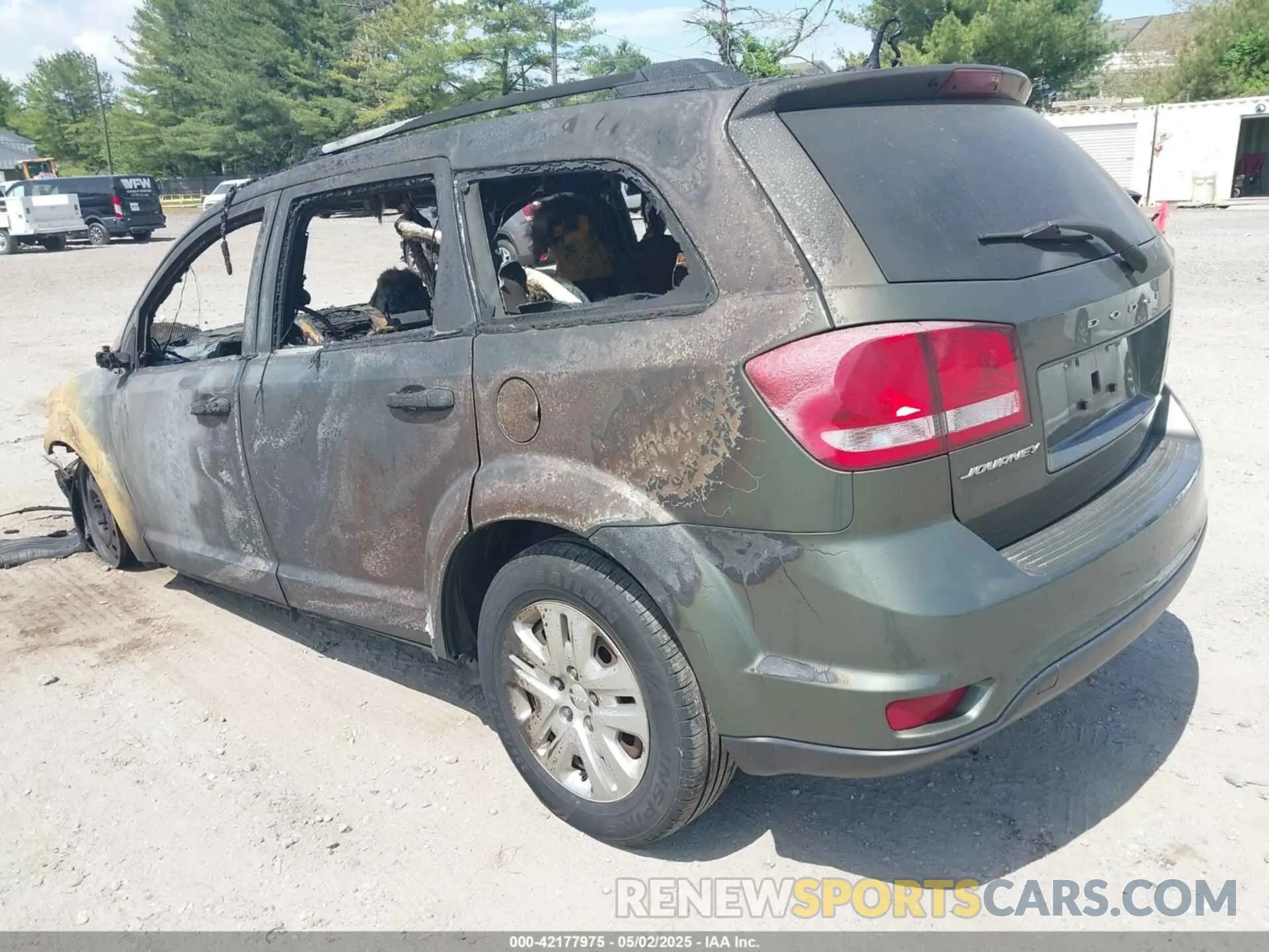 3 fotografías del automóvil dañado 3C4PDCBB4KT732026 DODGE JOURNEY 2019
