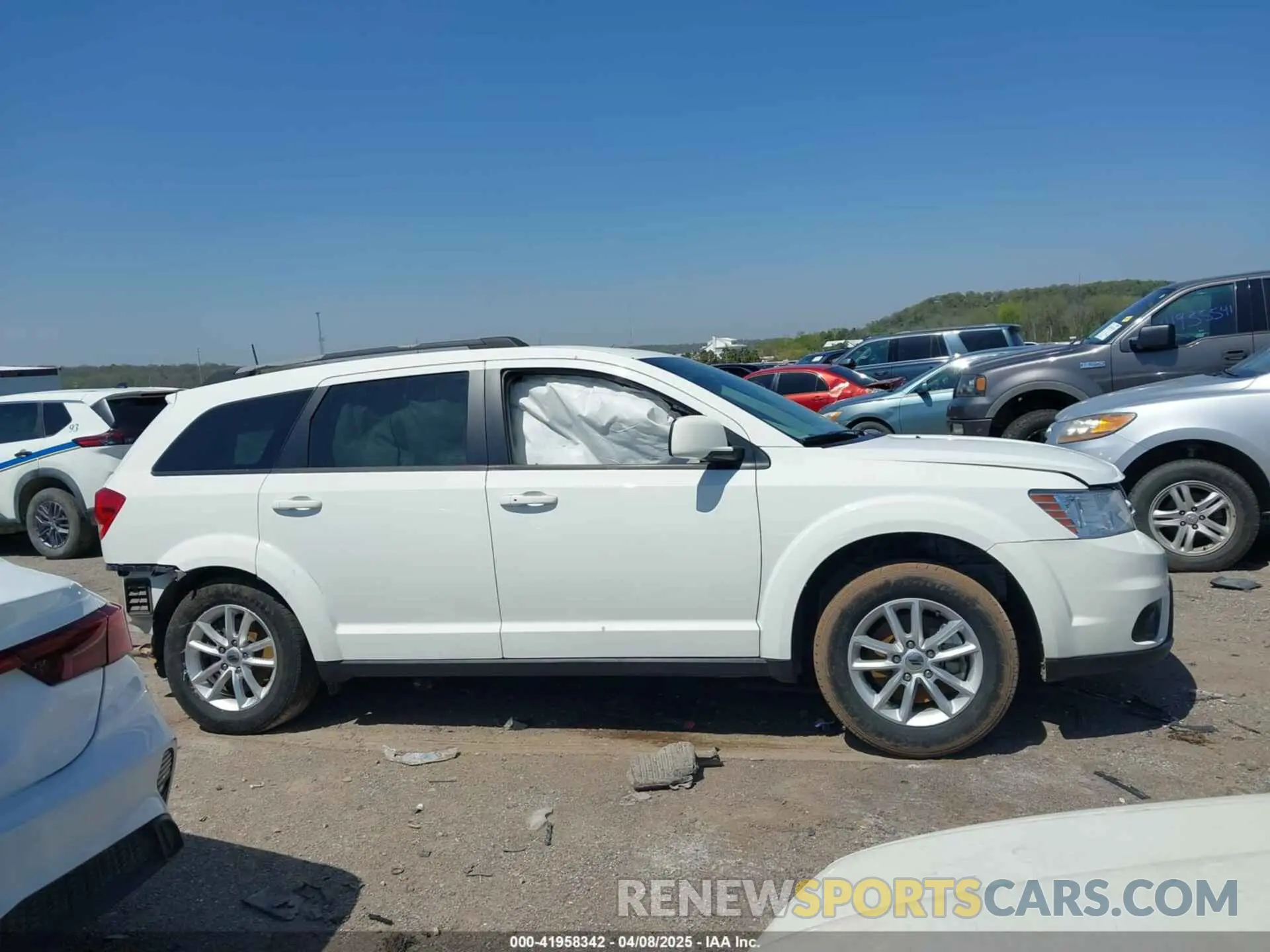 14 fotografías del automóvil dañado 3C4PDCBB4KT866941 DODGE JOURNEY 2019