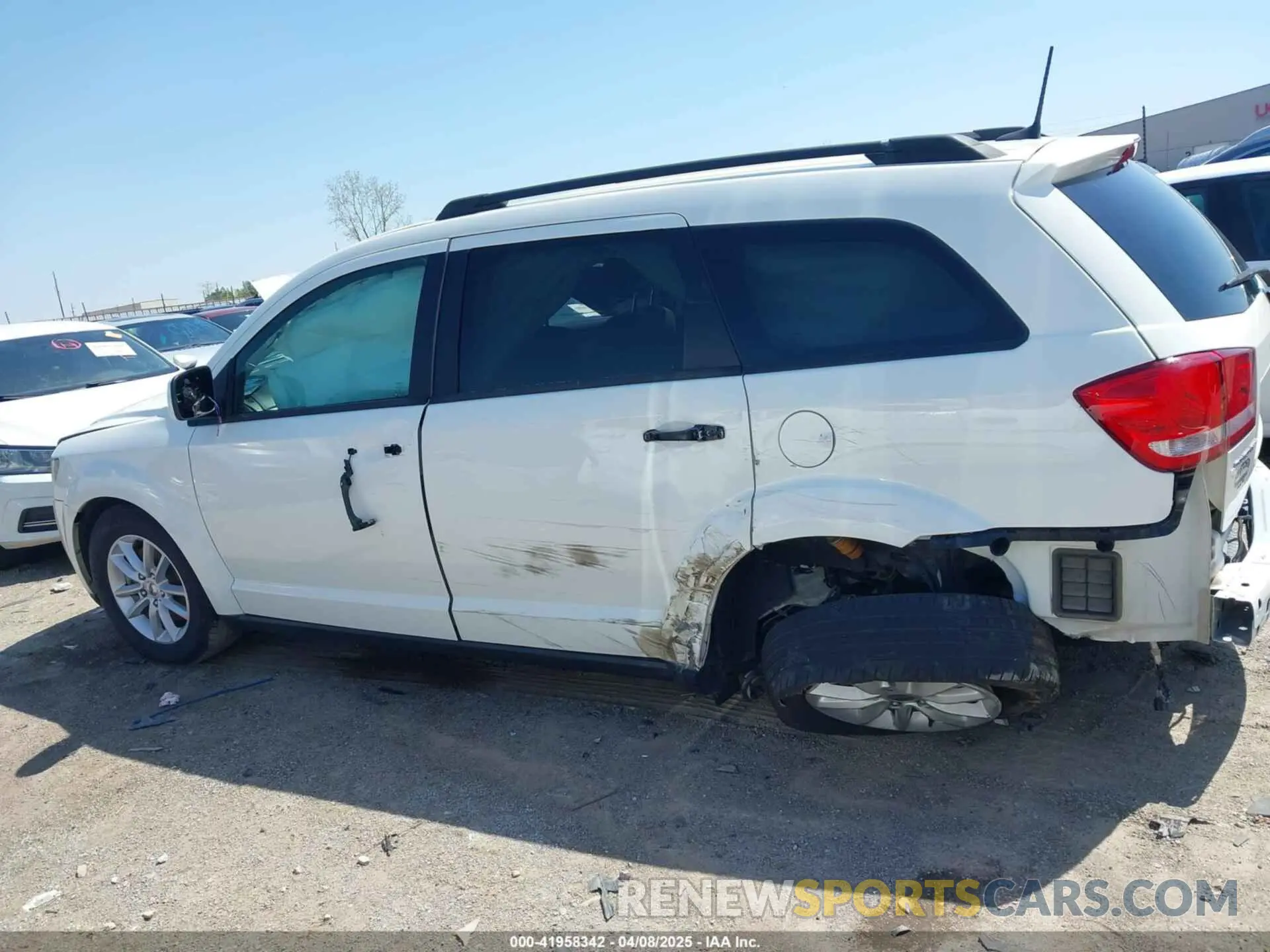 15 fotografías del automóvil dañado 3C4PDCBB4KT866941 DODGE JOURNEY 2019