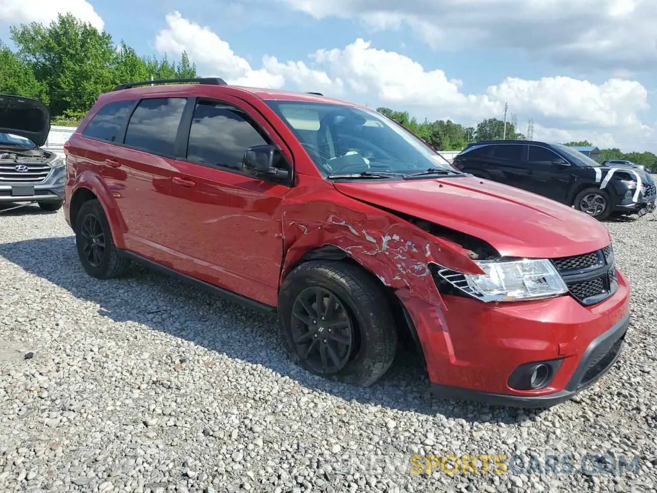 4 fotografías del automóvil dañado 3C4PDCBB5KT845578 DODGE JOURNEY 2019