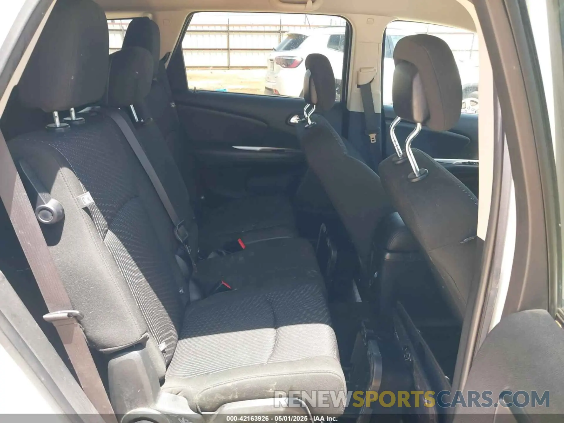 8 fotografías del automóvil dañado 3C4PDCBB5KT856936 DODGE JOURNEY 2019