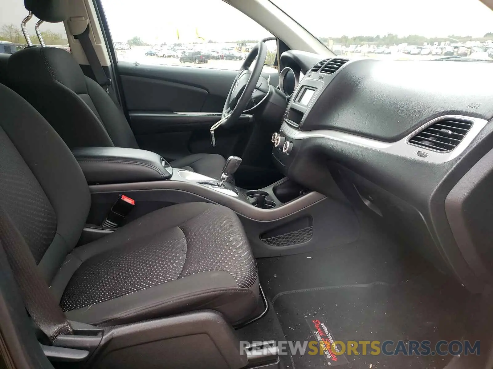 5 fotografías del automóvil dañado 3C4PDCBB6KT863233 DODGE JOURNEY 2019