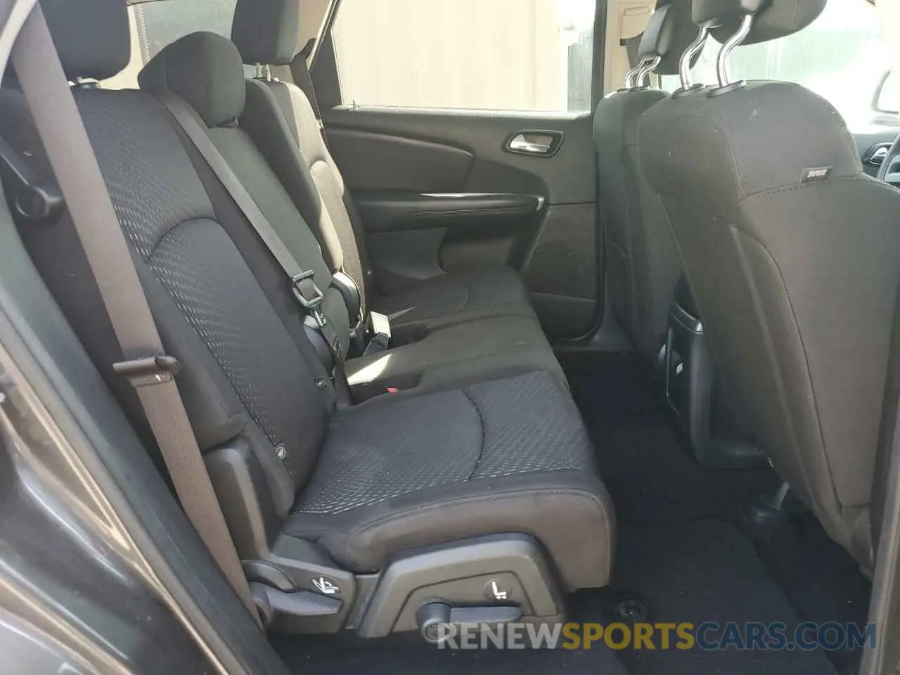11 fotografías del automóvil dañado 3C4PDCBB7KT835523 DODGE JOURNEY 2019