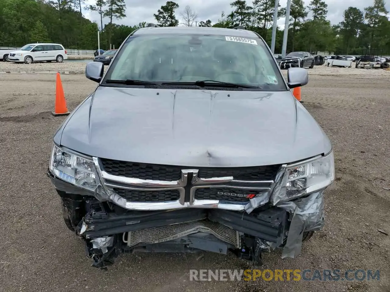 5 fotografías del automóvil dañado 3C4PDCBB8KT779253 DODGE JOURNEY 2019