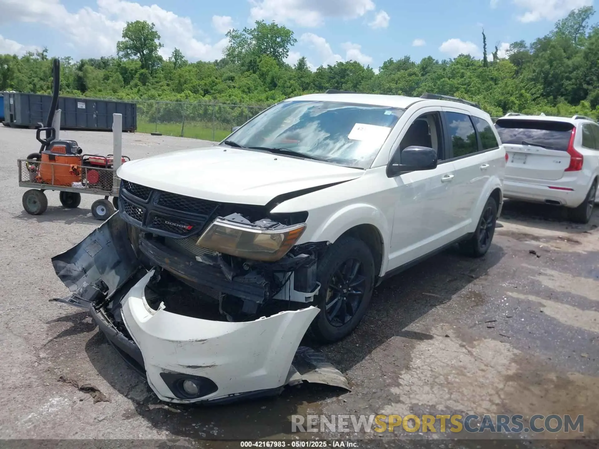2 fotografías del automóvil dañado 3C4PDCBB8KT804717 DODGE JOURNEY 2019