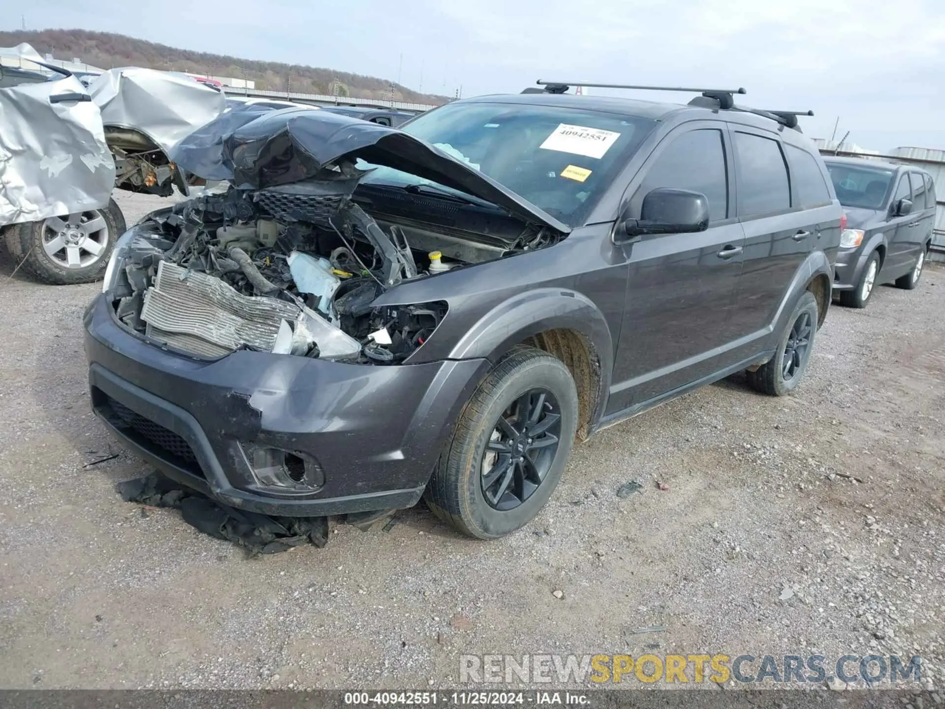 2 fotografías del automóvil dañado 3C4PDCBB8KT872368 DODGE JOURNEY 2019