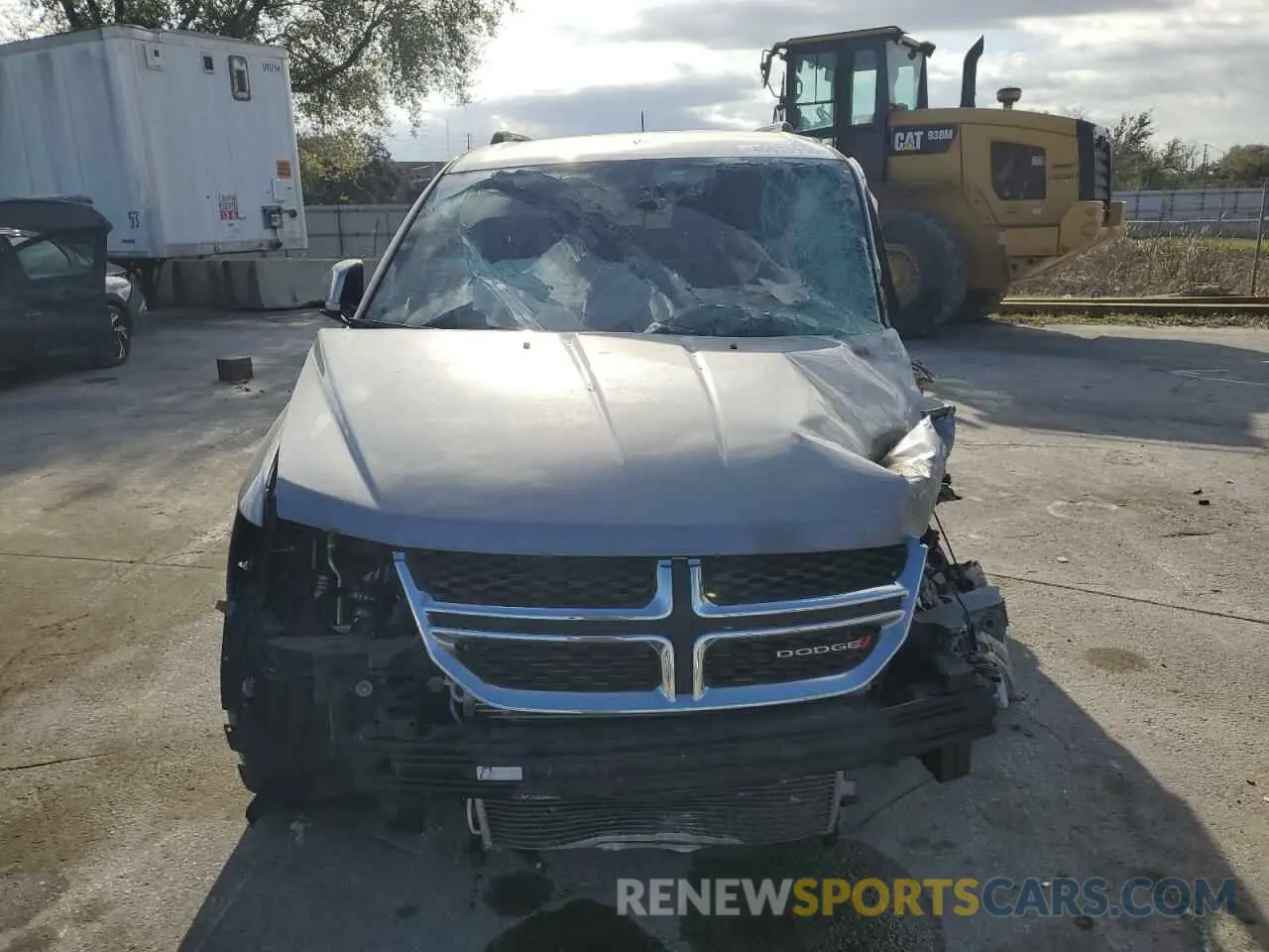 5 fotografías del automóvil dañado 3C4PDCBB9KT861850 DODGE JOURNEY 2019
