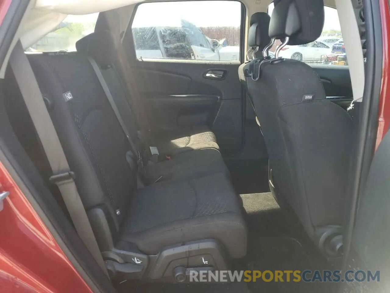 10 fotografías del automóvil dañado 3C4PDCBG2KT837773 DODGE JOURNEY 2019