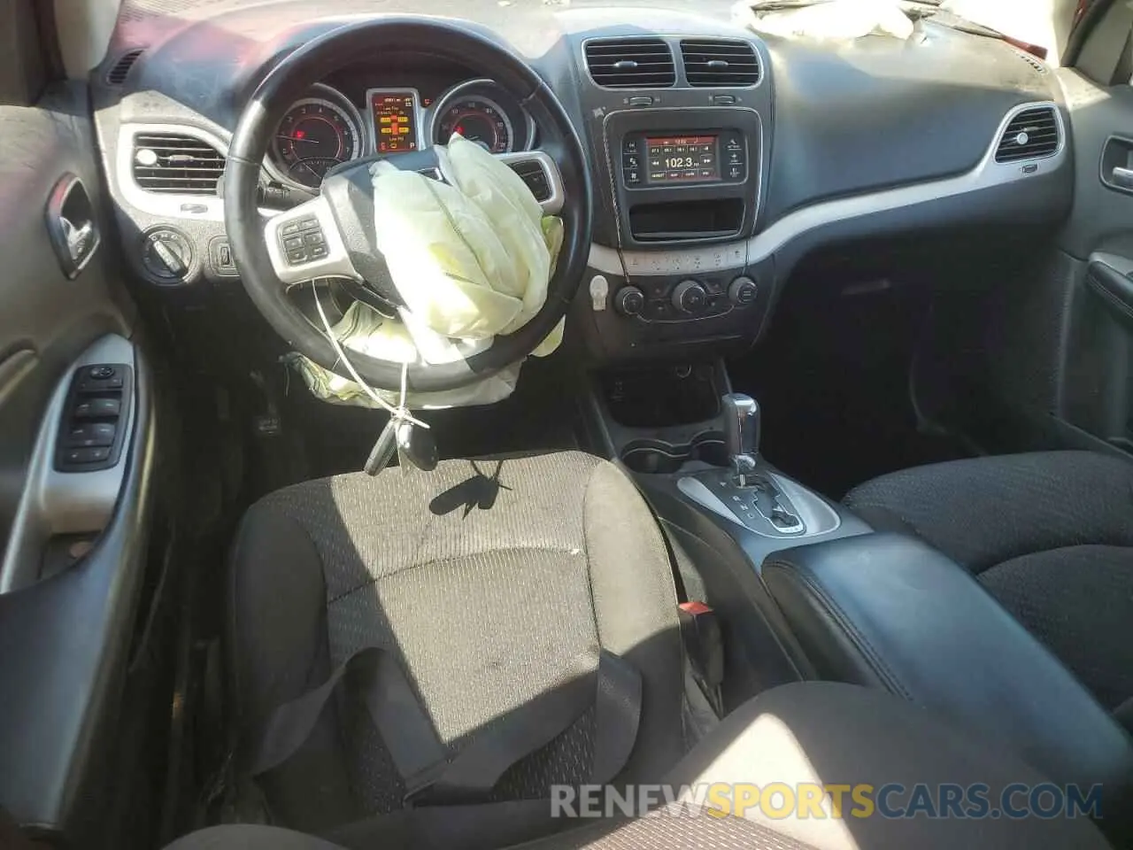 8 fotografías del automóvil dañado 3C4PDCBG2KT837773 DODGE JOURNEY 2019