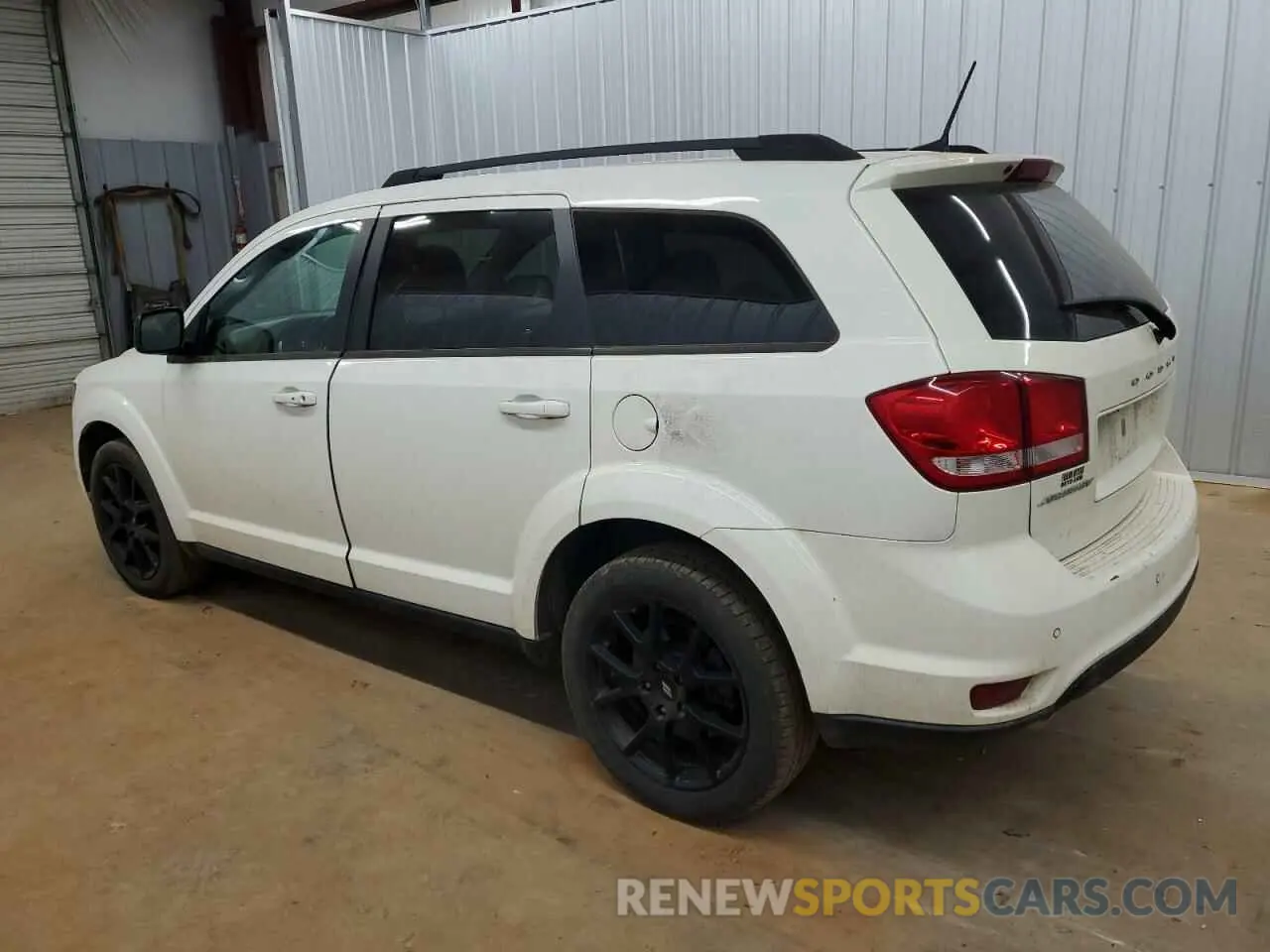 2 fotografías del automóvil dañado 3C4PDCBG2KT873270 DODGE JOURNEY 2019