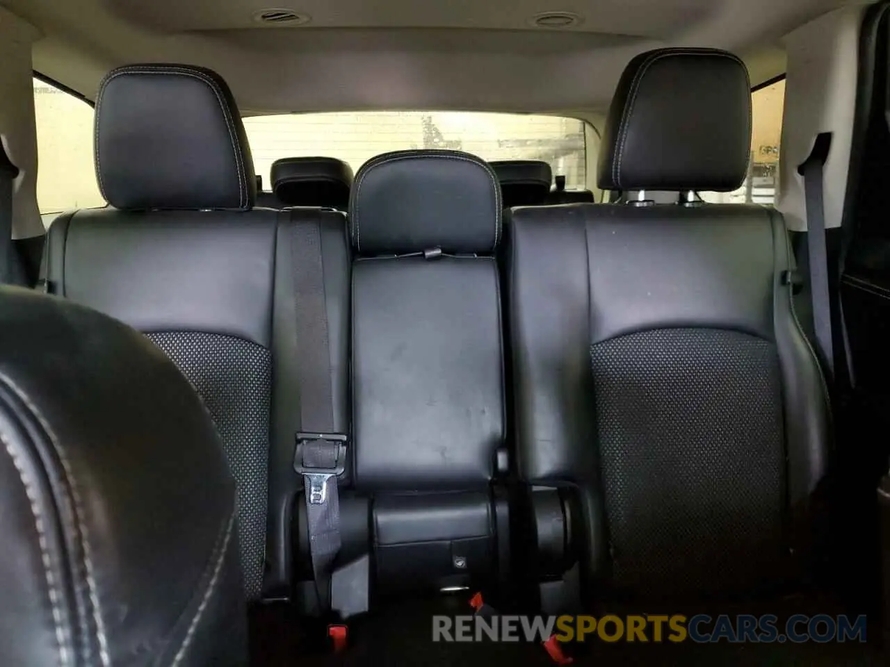 10 fotografías del automóvil dañado 3C4PDCGB1KT751593 DODGE JOURNEY 2019