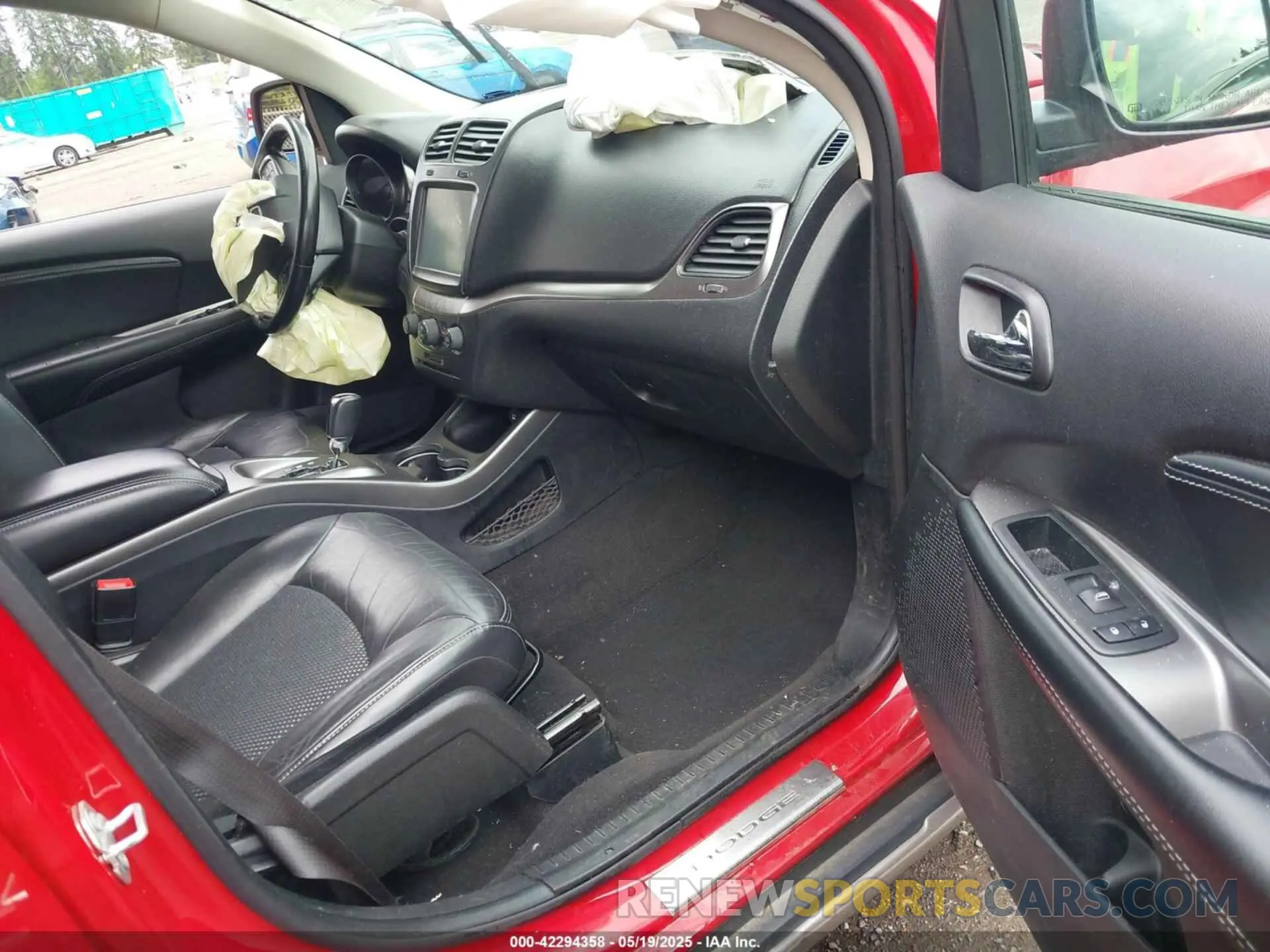 5 fotografías del automóvil dañado 3C4PDCGB7KT862438 DODGE JOURNEY 2019