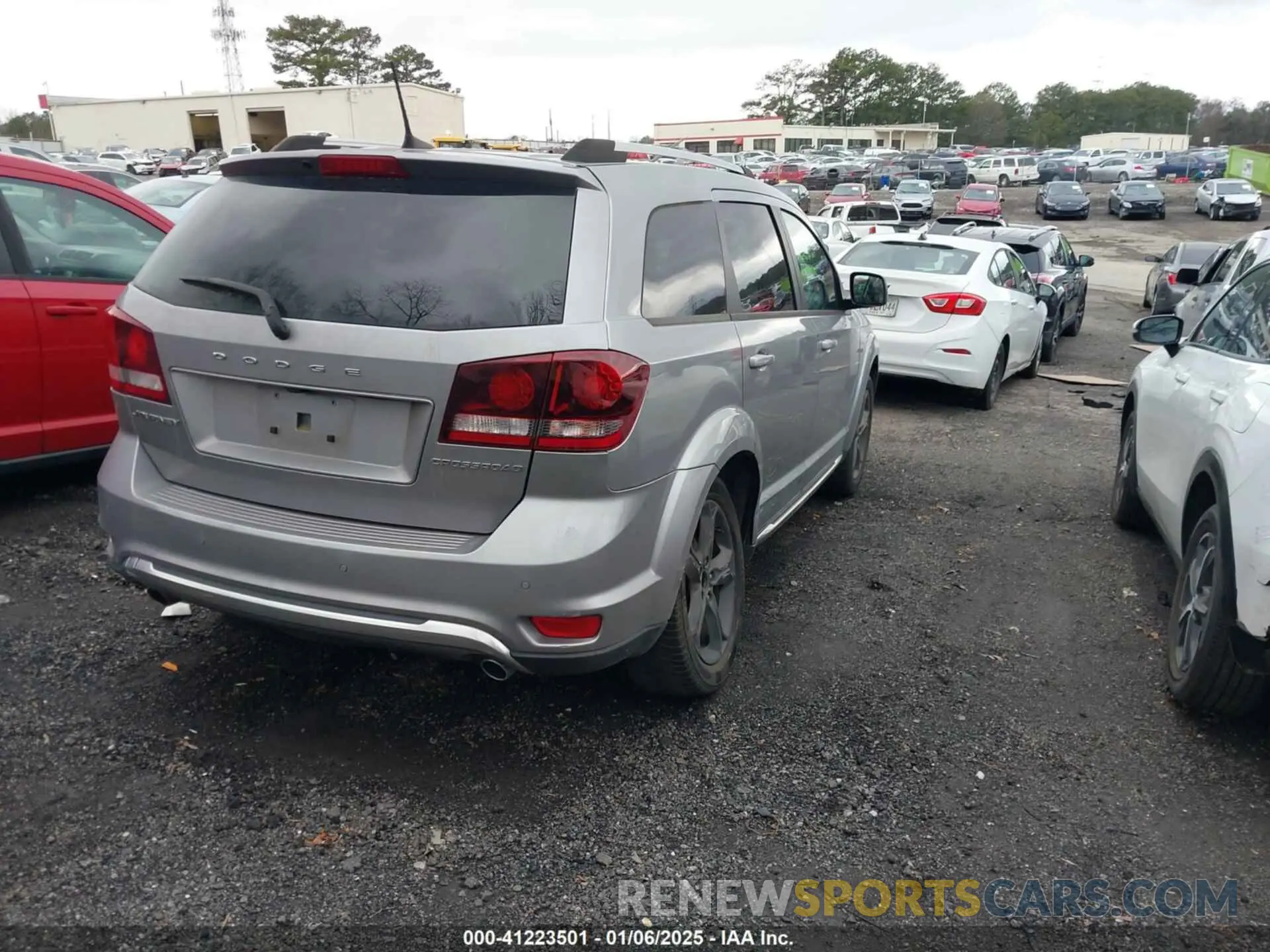 4 fotografías del automóvil dañado 3C4PDCGG3KT717912 DODGE JOURNEY 2019