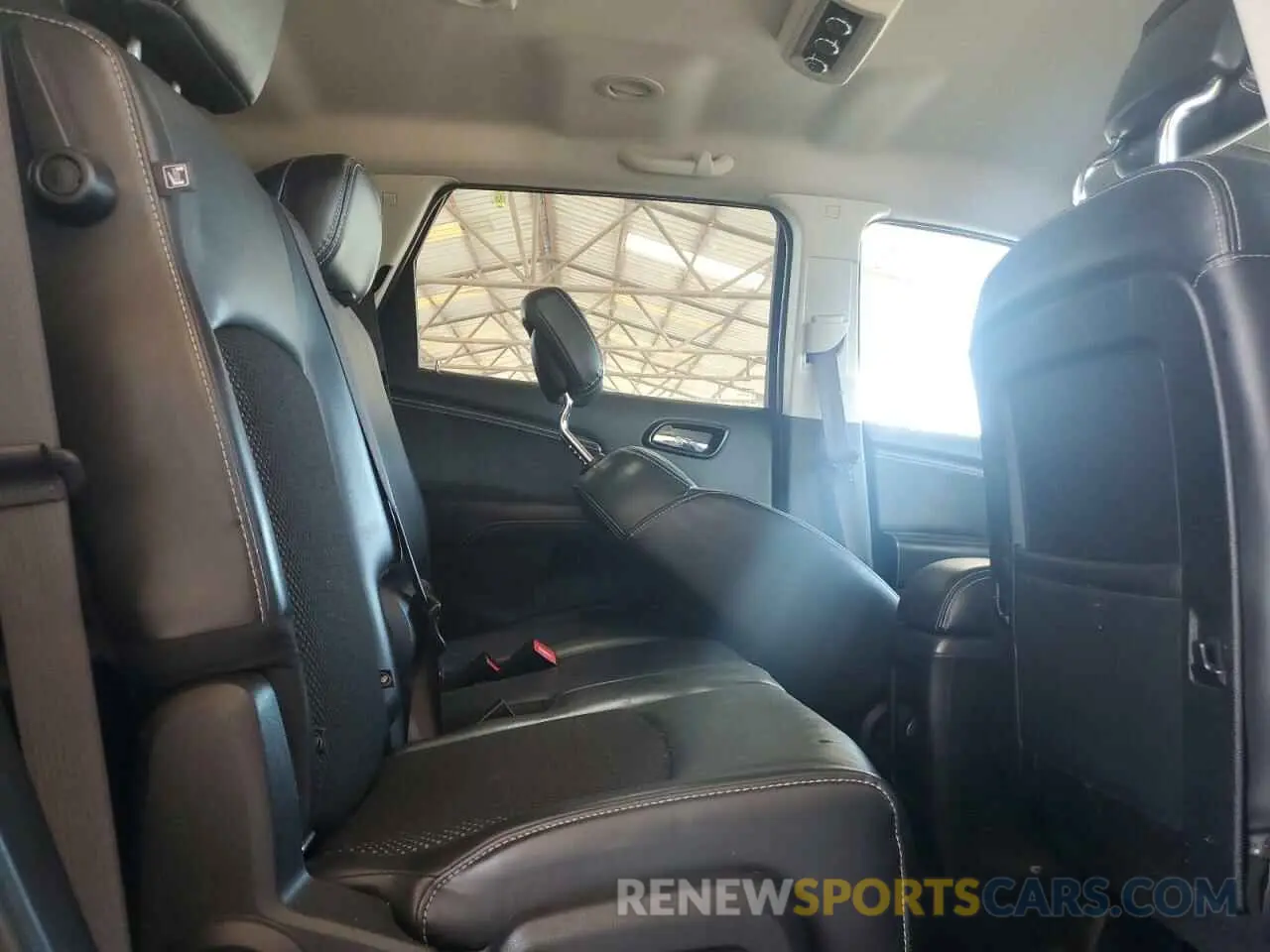11 fotografías del automóvil dañado 3C4PDCGG8KT717064 DODGE JOURNEY 2019