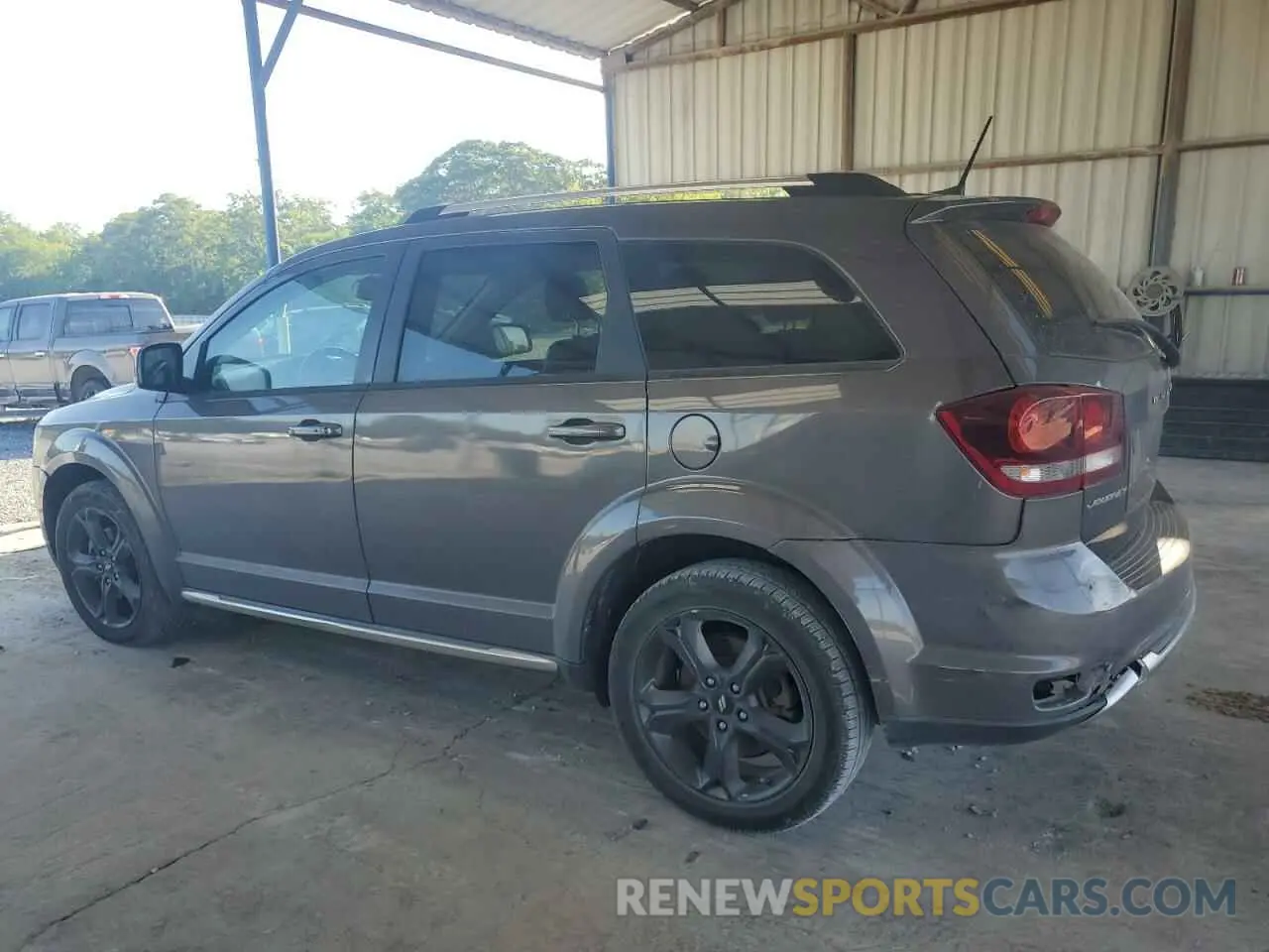 2 fotografías del automóvil dañado 3C4PDCGG8KT717064 DODGE JOURNEY 2019