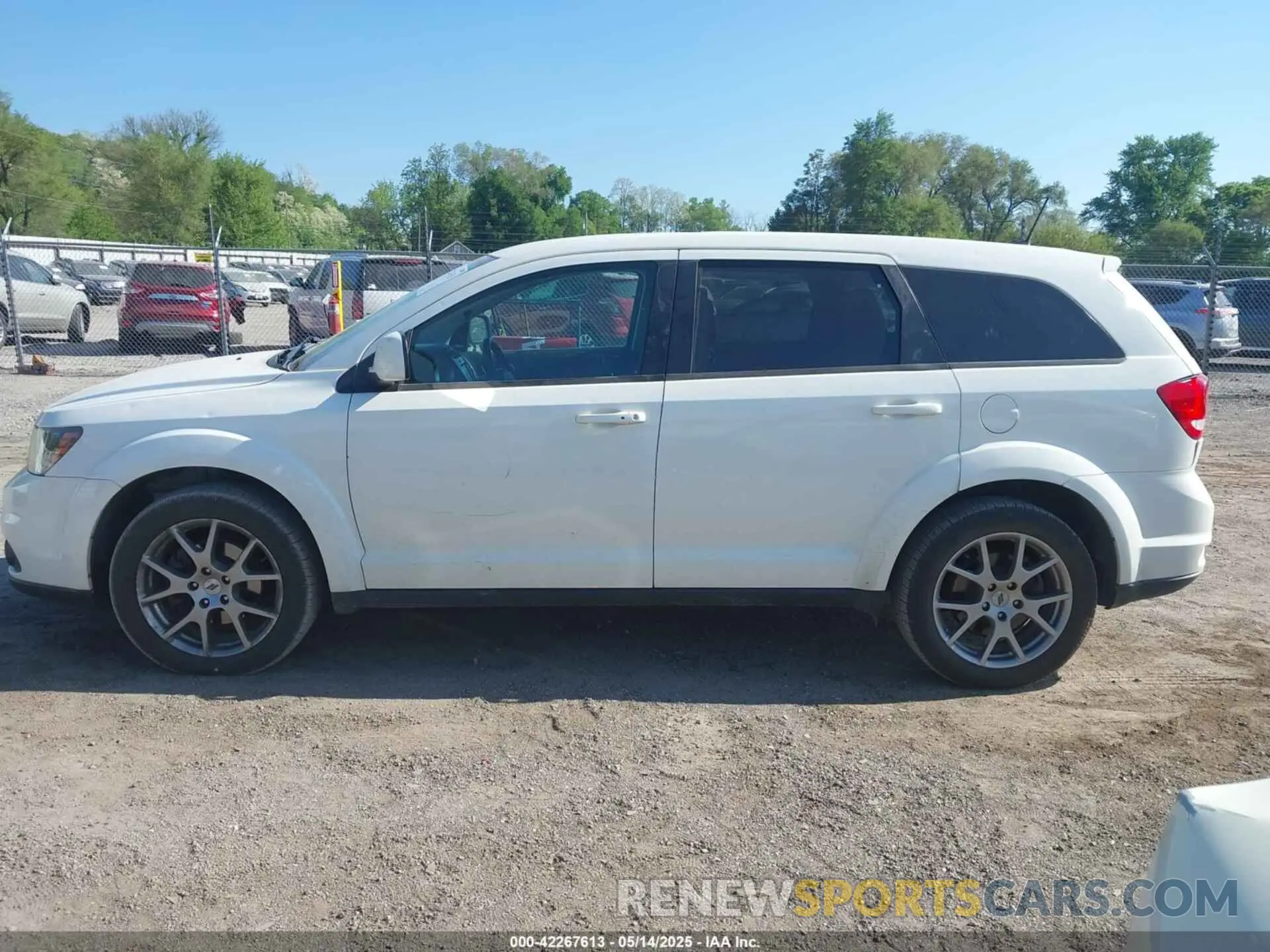 14 fotografías del automóvil dañado 3C4PDDEG5KT721033 DODGE JOURNEY 2019