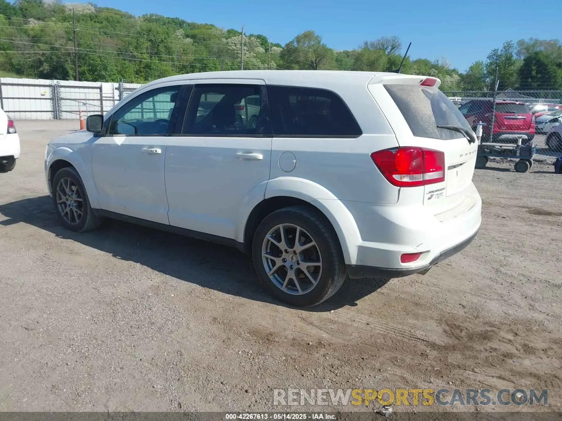 3 fotografías del automóvil dañado 3C4PDDEG5KT721033 DODGE JOURNEY 2019