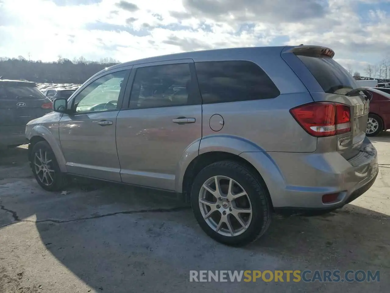 2 fotografías del automóvil dañado 3C4PDDEG5KT785007 DODGE JOURNEY 2019