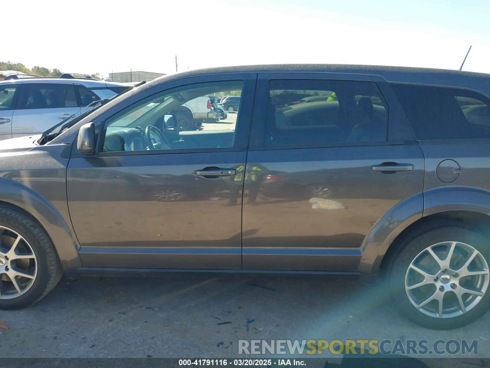 14 fotografías del automóvil dañado 3C4PDDEG7KT720157 DODGE JOURNEY 2019