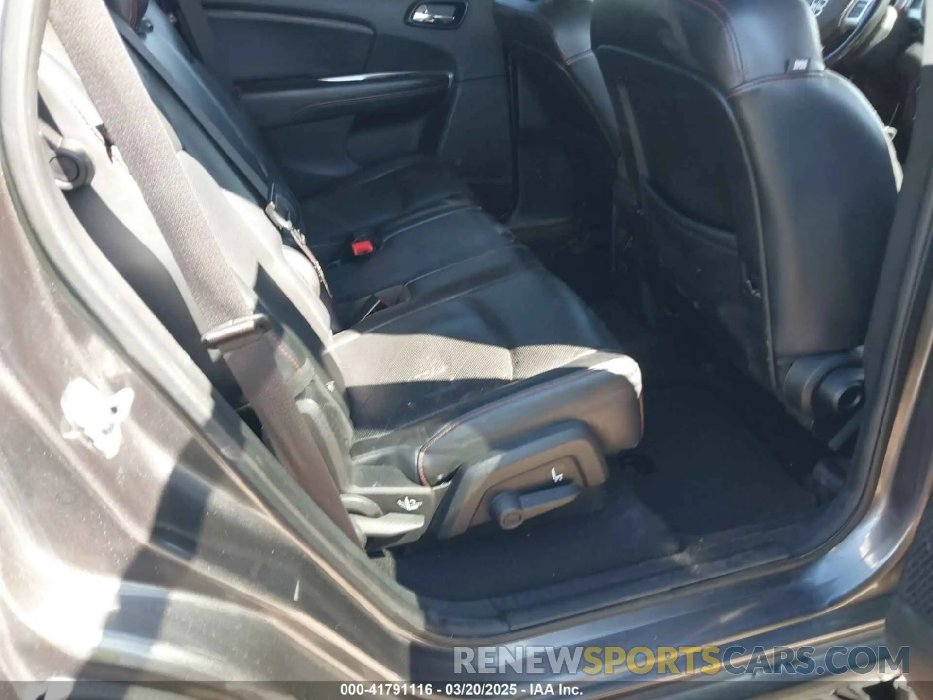 8 fotografías del automóvil dañado 3C4PDDEG7KT720157 DODGE JOURNEY 2019