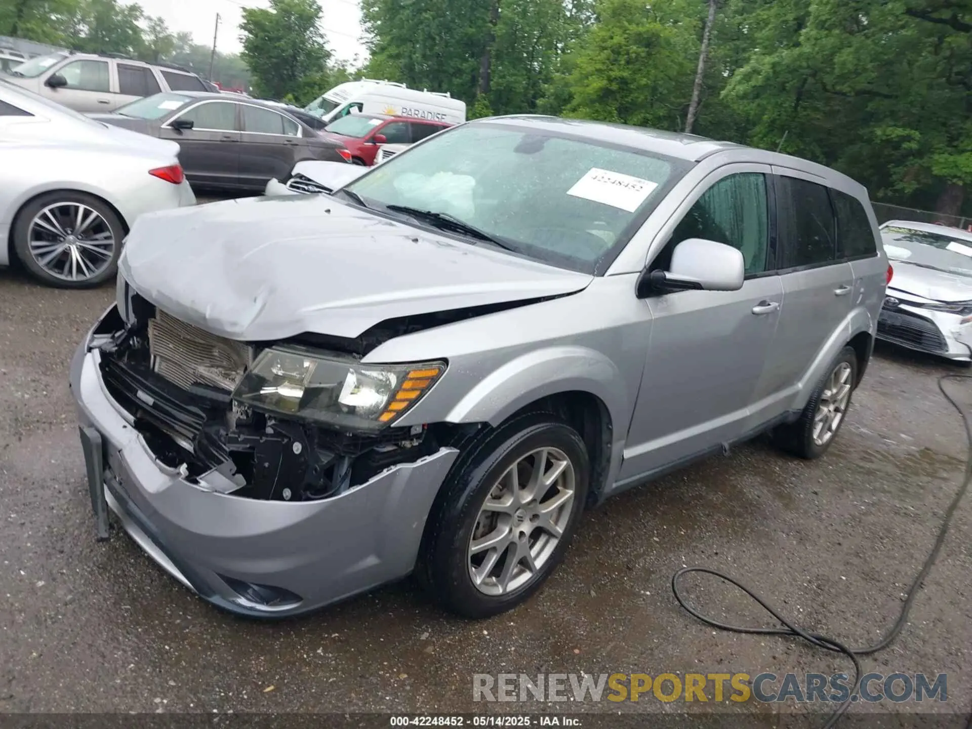 2 fotografías del automóvil dañado 3C4PDDEG9KT738739 DODGE JOURNEY 2019