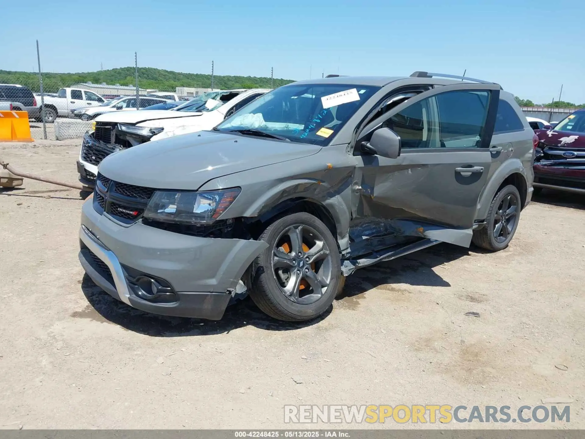 2 fotografías del automóvil dañado 3C4PDDGG0KT764935 DODGE JOURNEY 2019