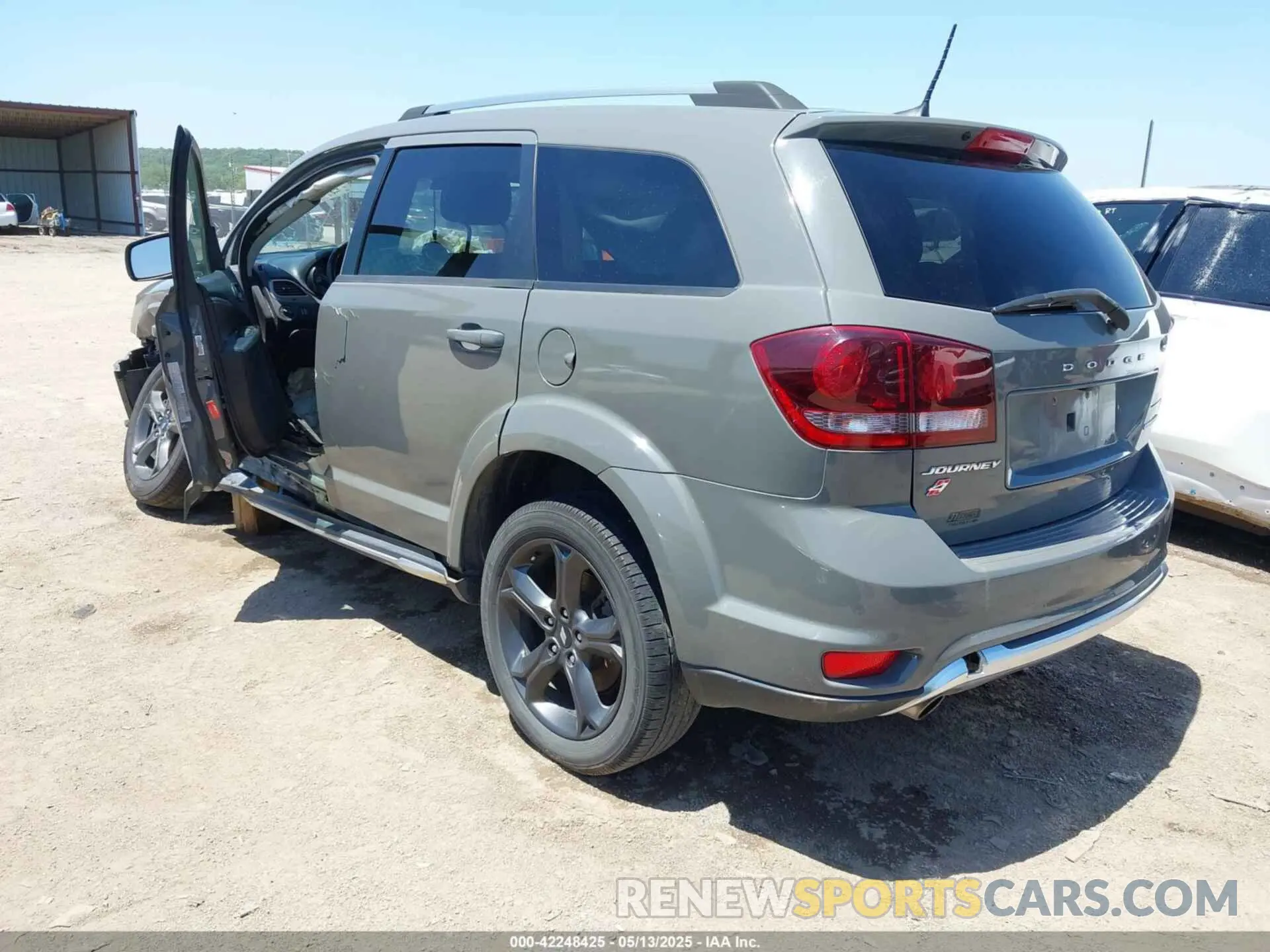 3 fotografías del automóvil dañado 3C4PDDGG0KT764935 DODGE JOURNEY 2019