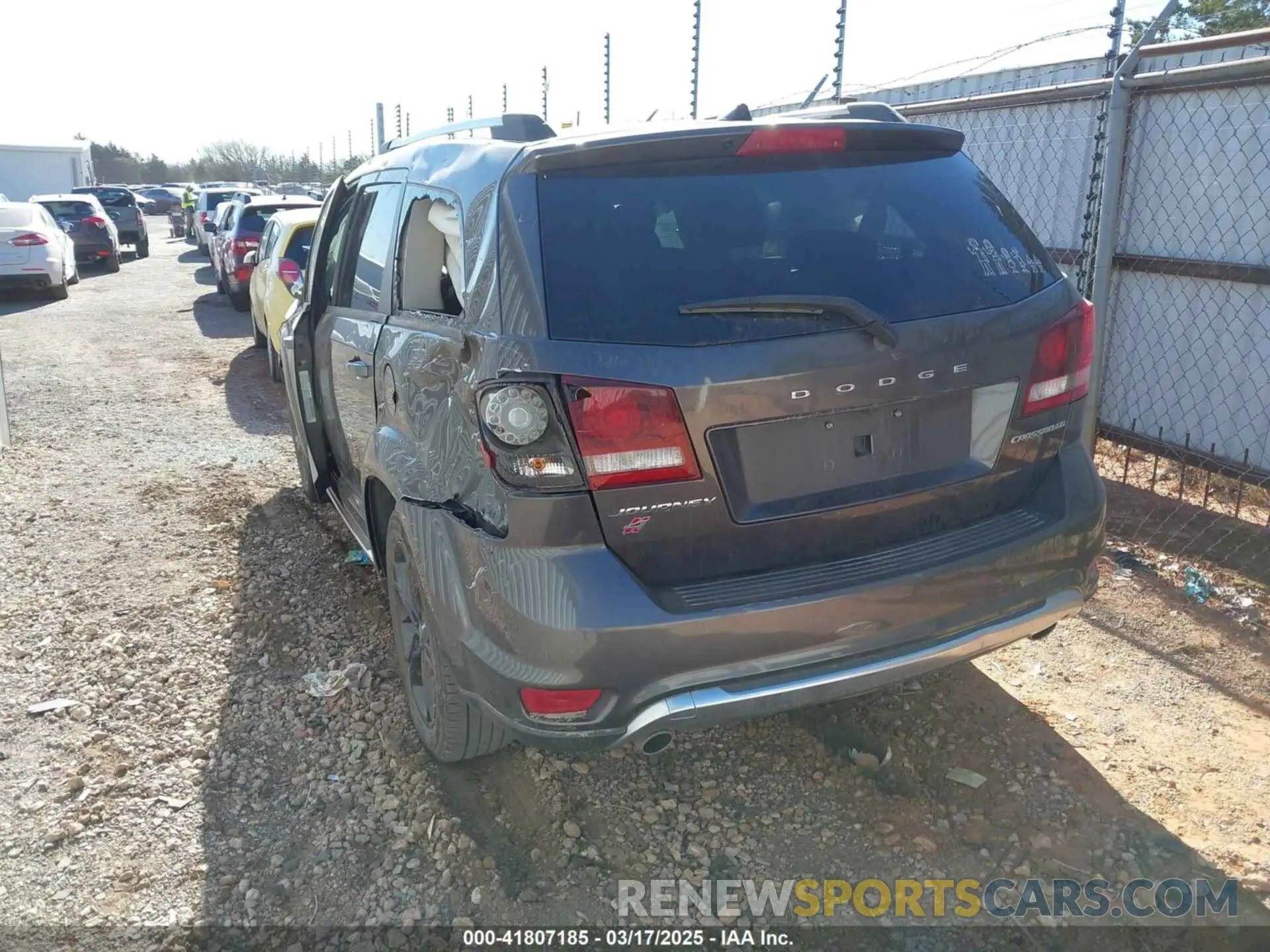 3 fotografías del automóvil dañado 3C4PDDGG1KT841067 DODGE JOURNEY 2019