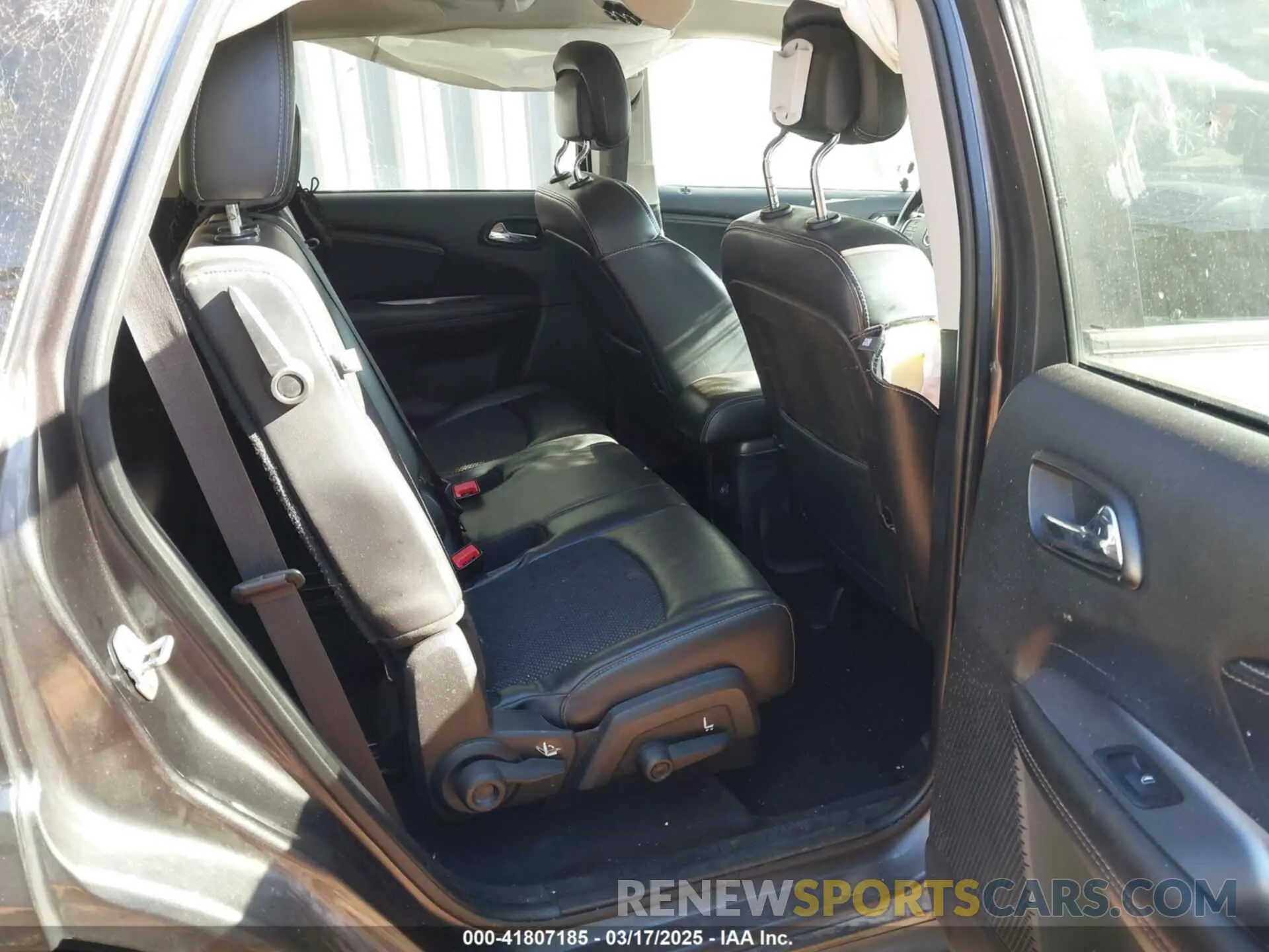 8 fotografías del automóvil dañado 3C4PDDGG1KT841067 DODGE JOURNEY 2019