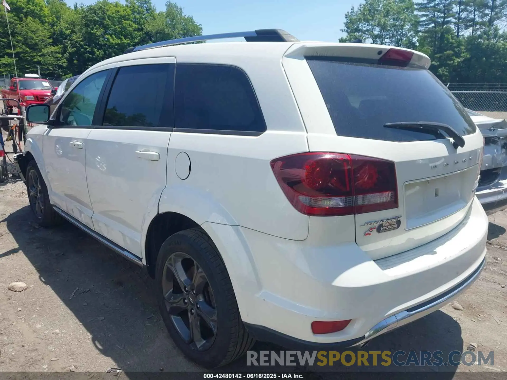 3 fotografías del automóvil dañado 3C4PDDGG2KT810944 DODGE JOURNEY 2019