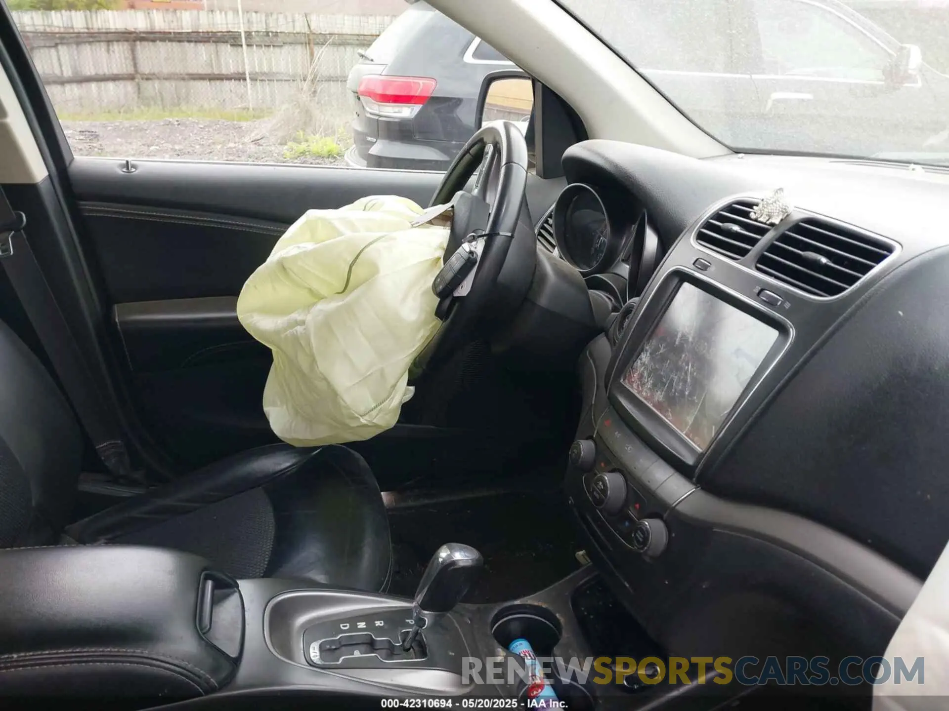 5 fotografías del automóvil dañado 3C4PDDGG6KT739022 DODGE JOURNEY 2019