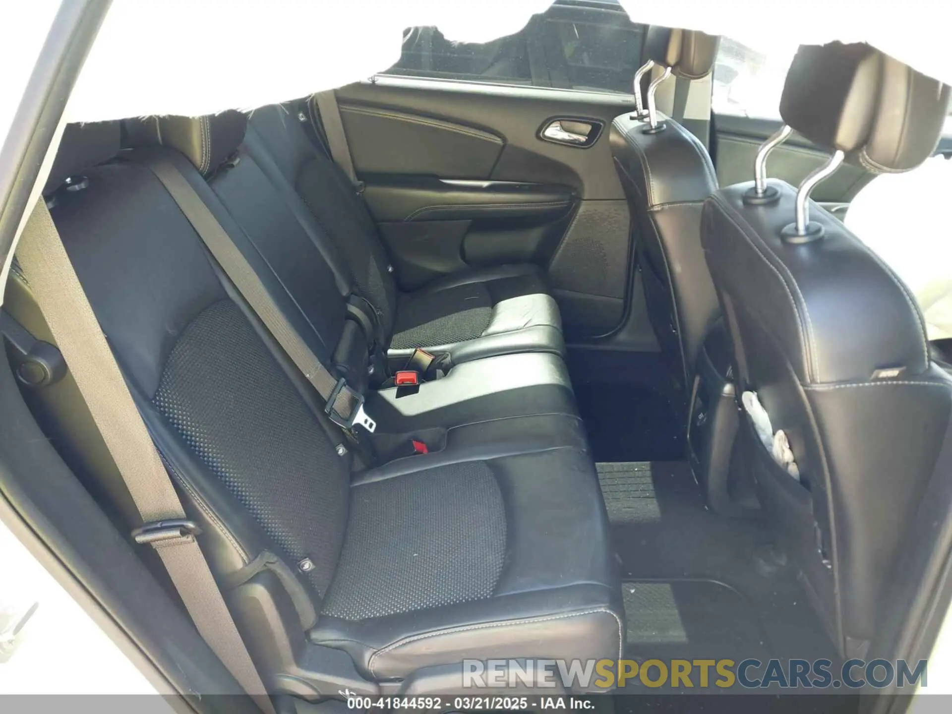 8 fotografías del automóvil dañado 3C4PDDGG9KT848915 DODGE JOURNEY 2019