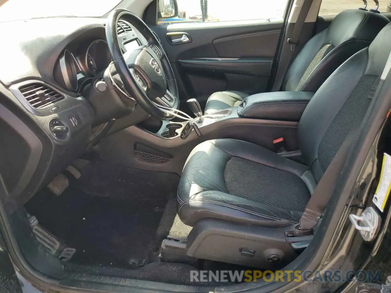 7 fotografías del automóvil dañado 3C4PDDGGXKT779846 DODGE JOURNEY 2019