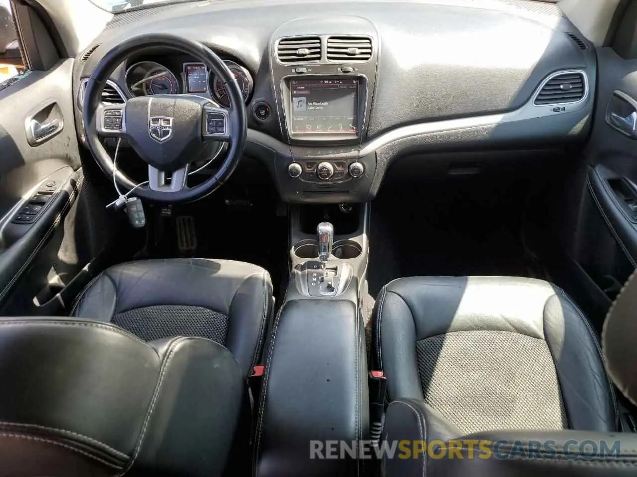 8 fotografías del automóvil dañado 3C4PDDGGXKT779846 DODGE JOURNEY 2019