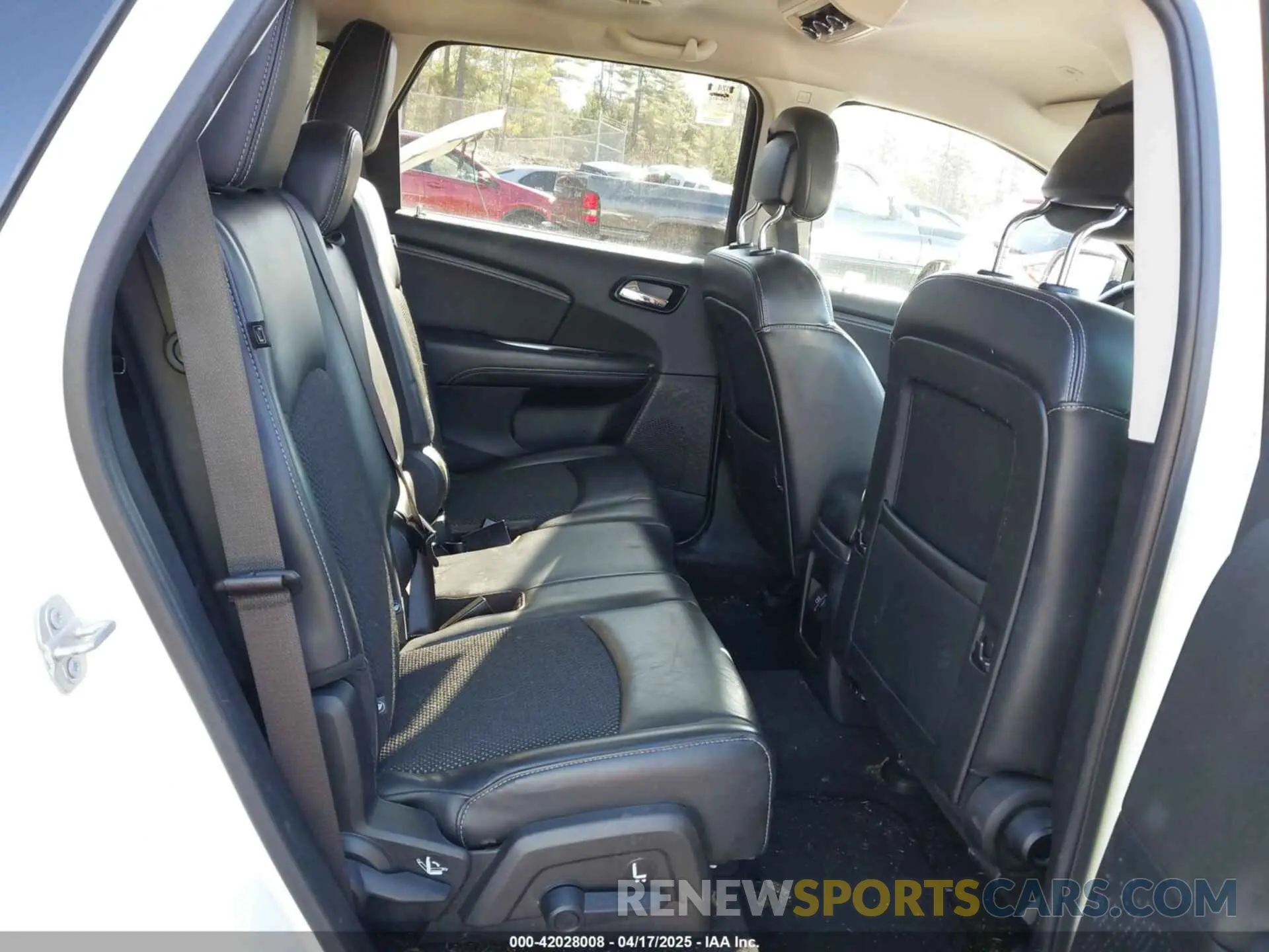 8 fotografías del automóvil dañado 3C4PDDGGXKT848891 DODGE JOURNEY 2019