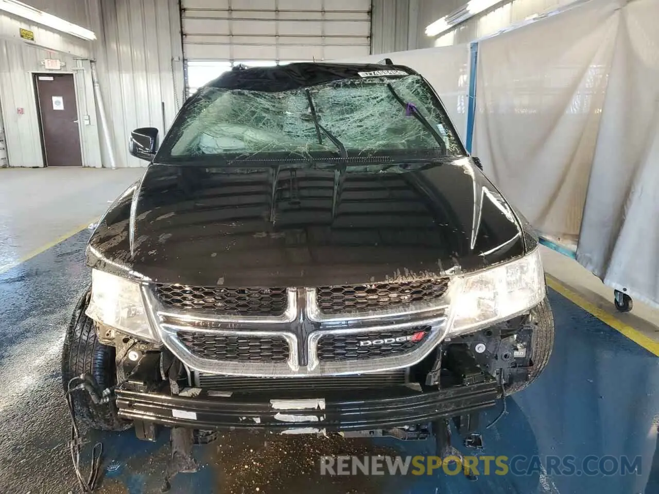 5 fotografías del automóvil dañado 3C4PDCAB0LT235784 DODGE JOURNEY 2020