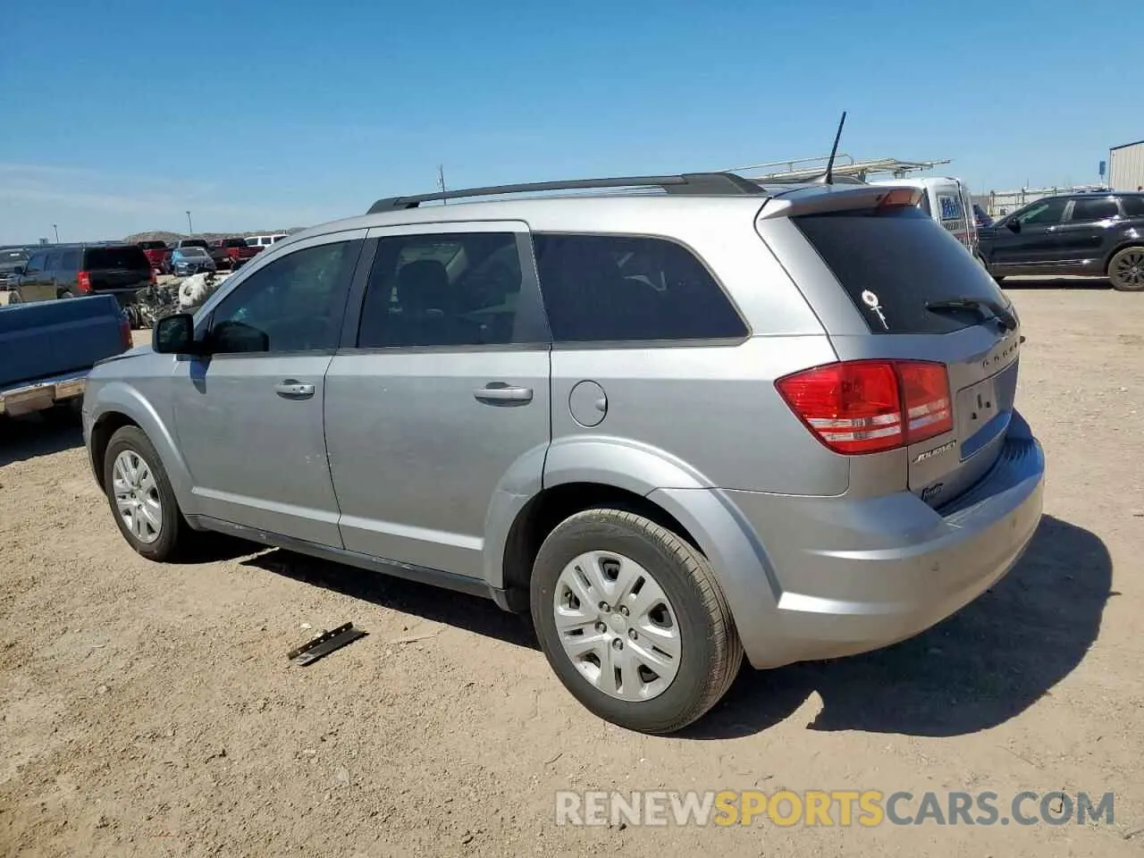 2 fotografías del automóvil dañado 3C4PDCAB0LT274875 DODGE JOURNEY 2020